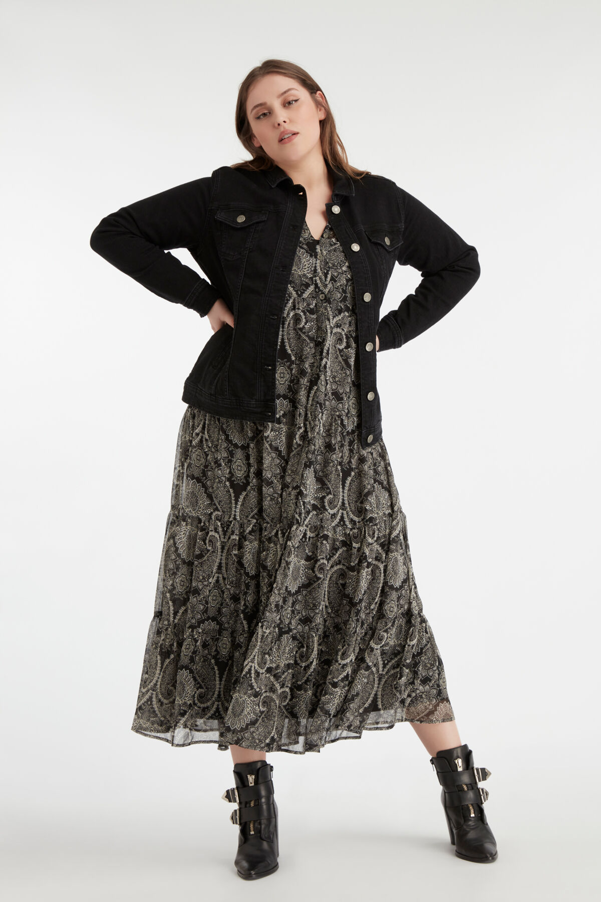 Schwarze Jeansjacke image number 3