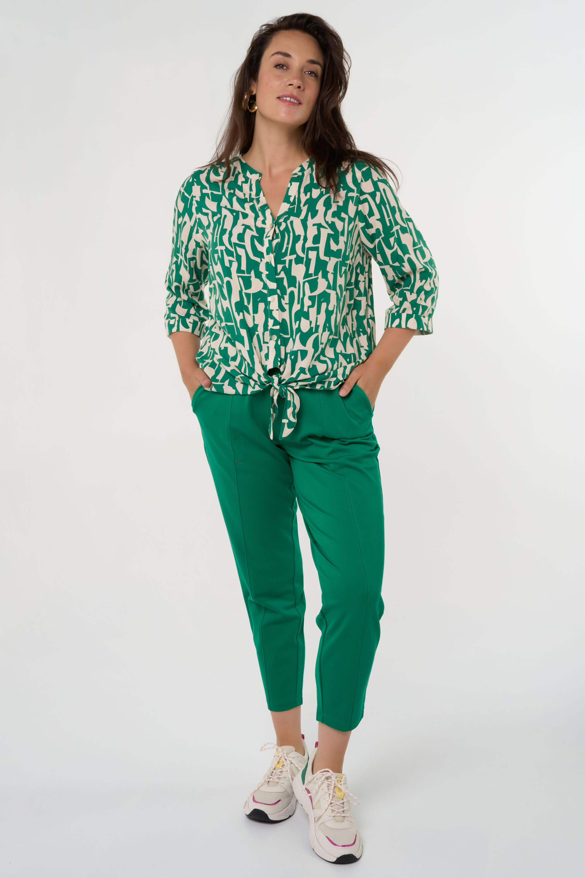 Bluse mit Grafik-Print image number 6