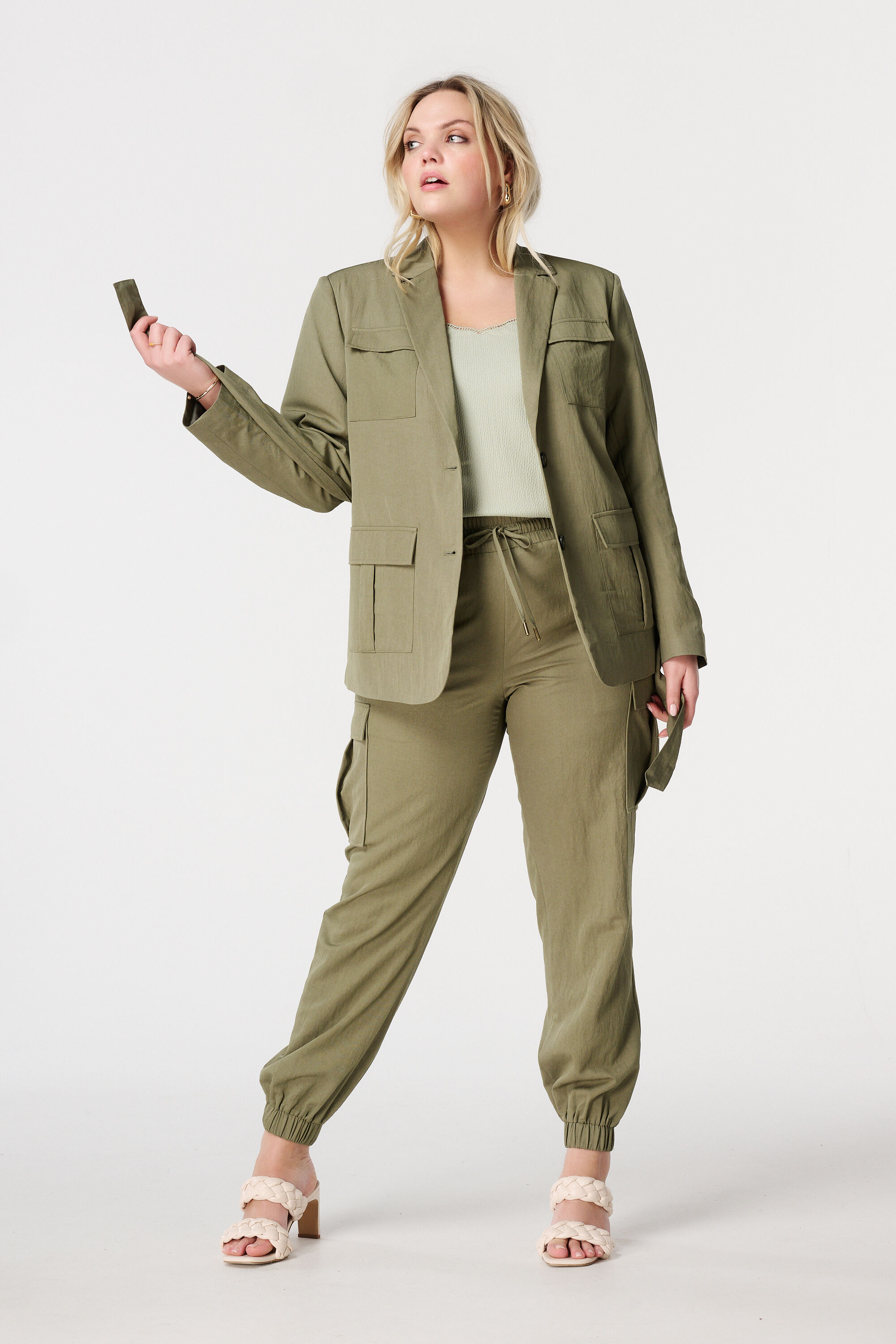 Blazer mit Taschen und G&uuml;rtel image number 5