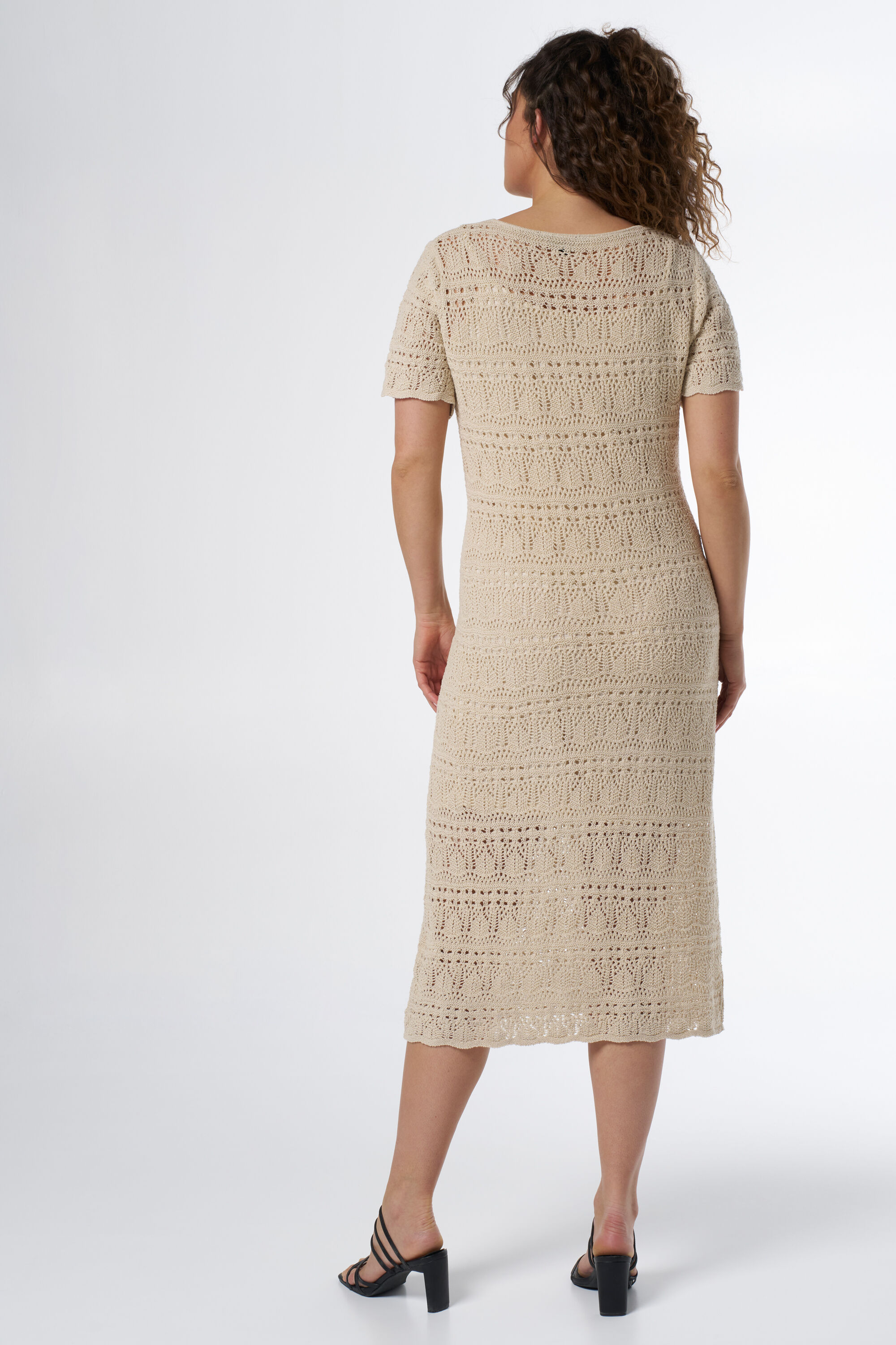 Geh&auml;keltes Kleid mit Schleifendetail image number 3