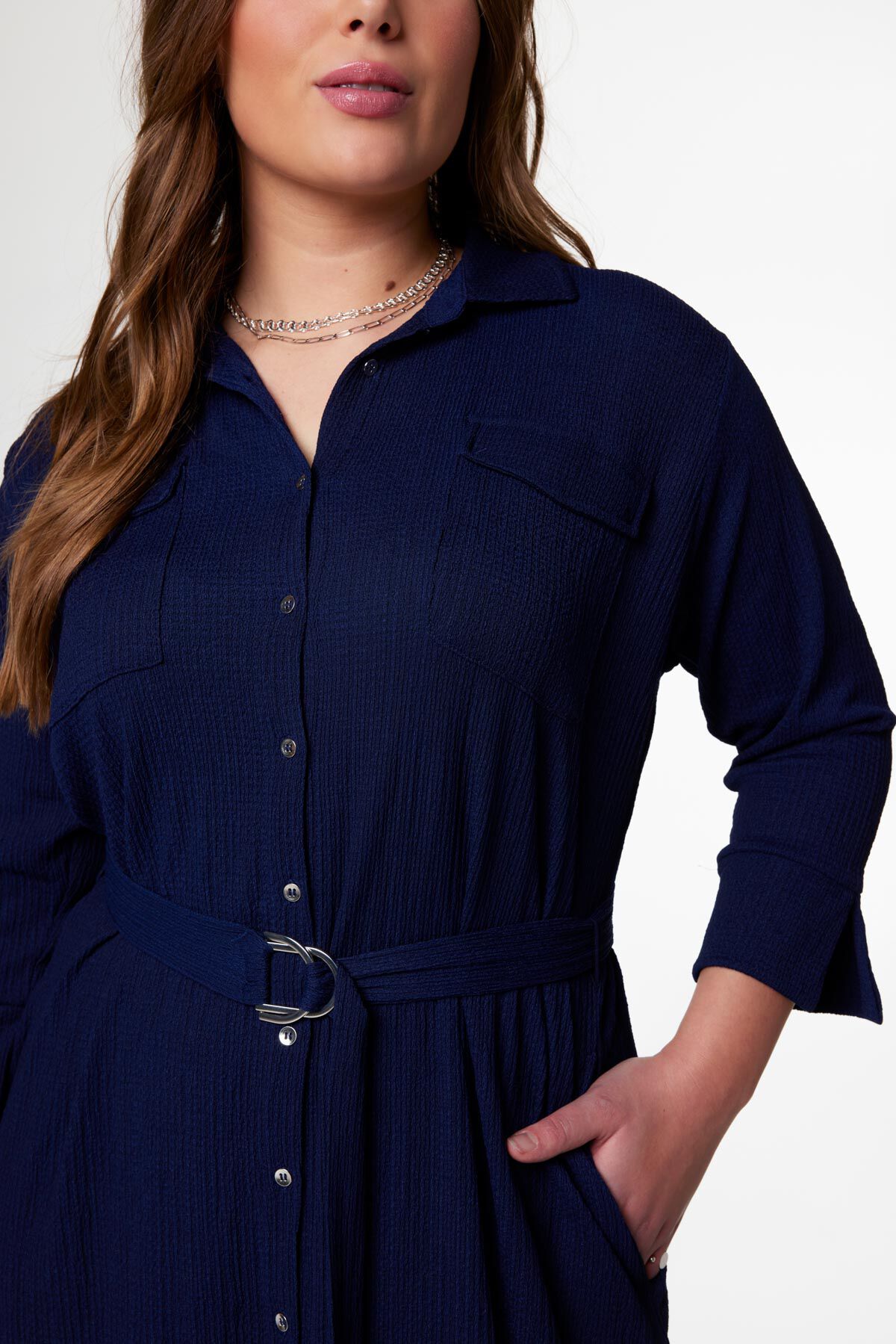 Kleid mit strukturiertem Stoff  image number 4