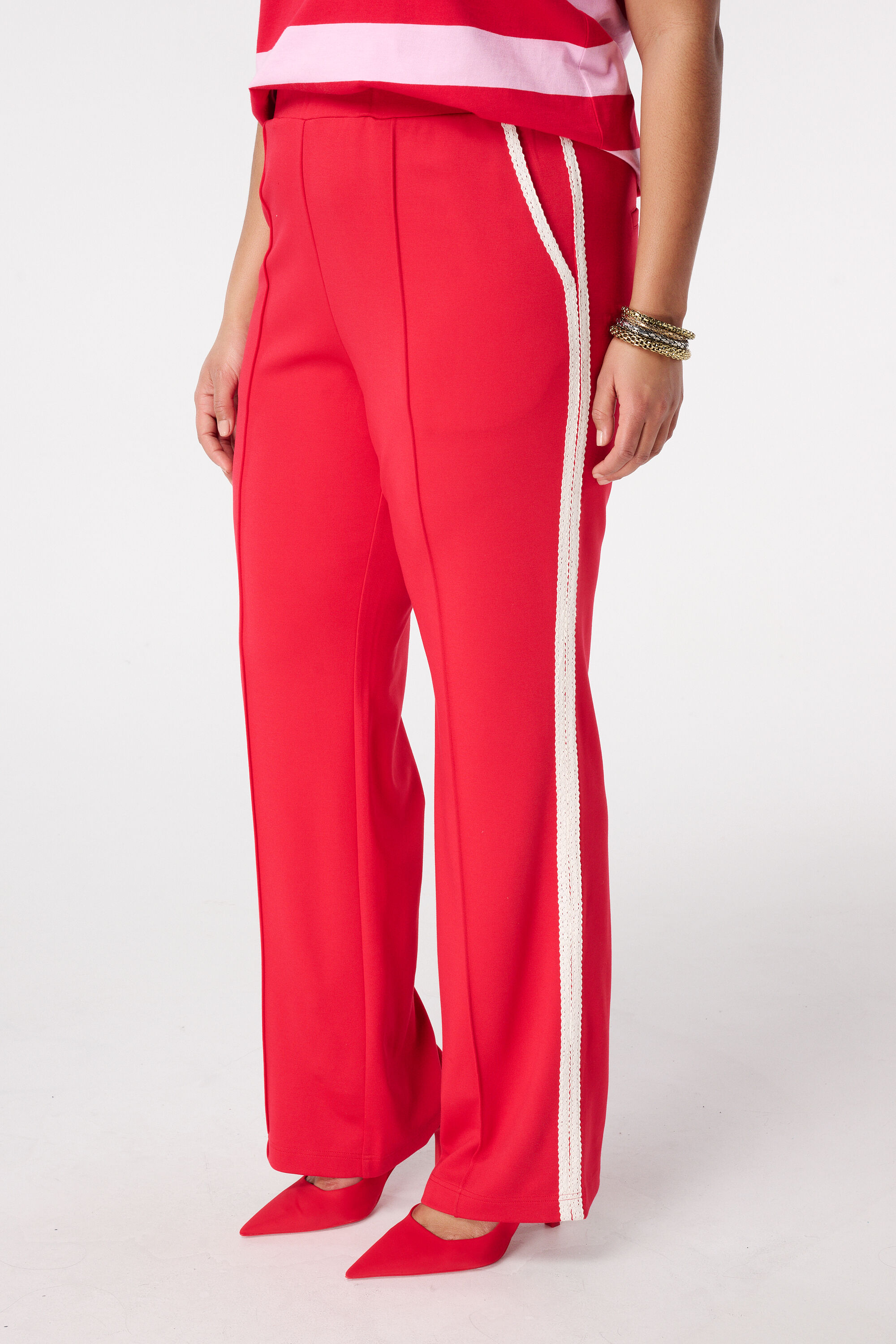 Hose mit Seitenstreifen image number 5