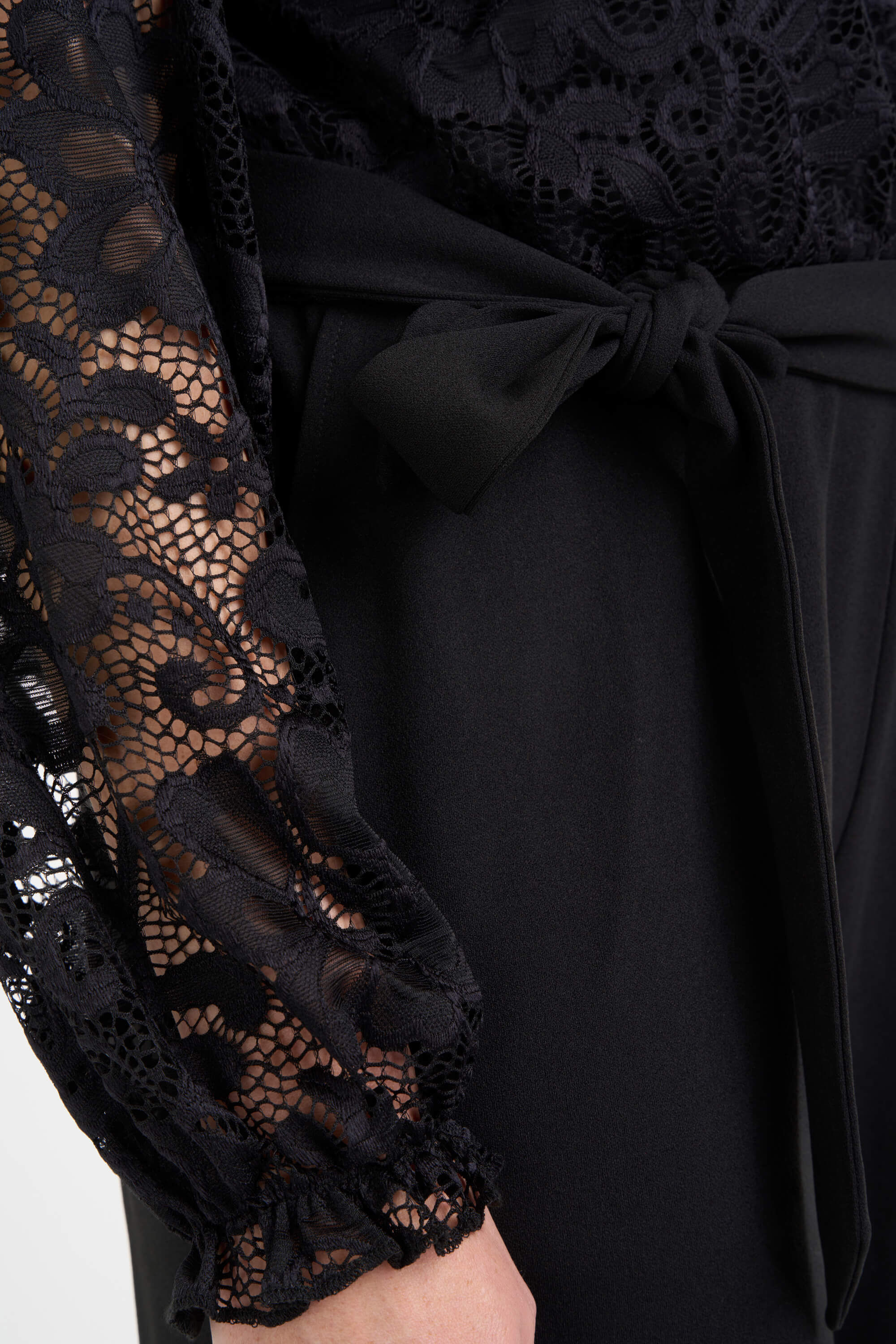 Jumpsuit mit Spitze image number 5