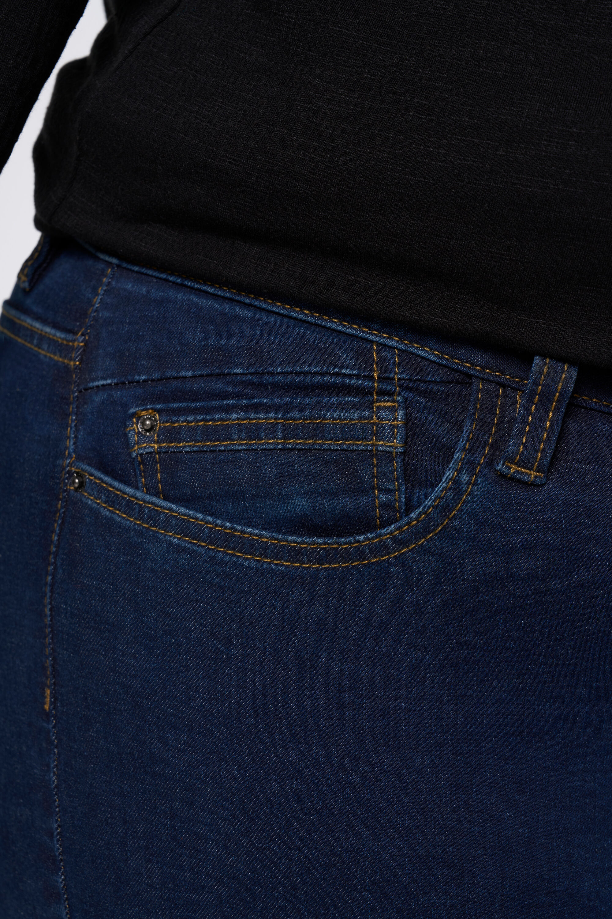 Slim-Leg-Jeans IRIS mit Stretch image number 4