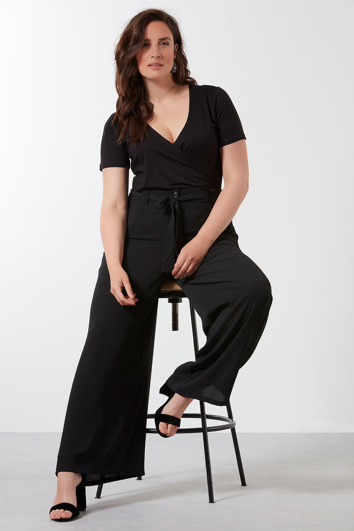 Wide-Leg Hose image number 6