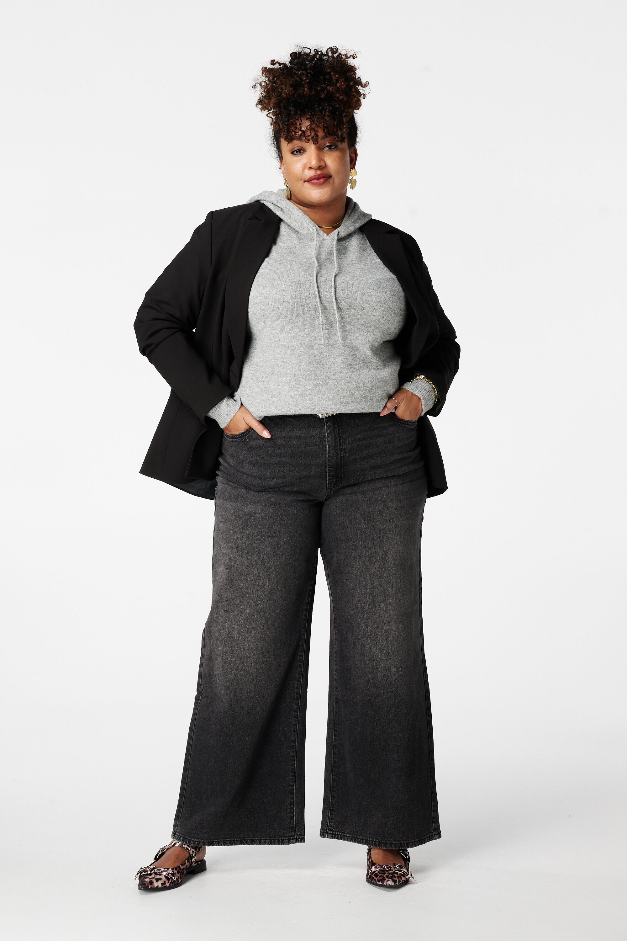 Weite Jeans mit hoher Taille