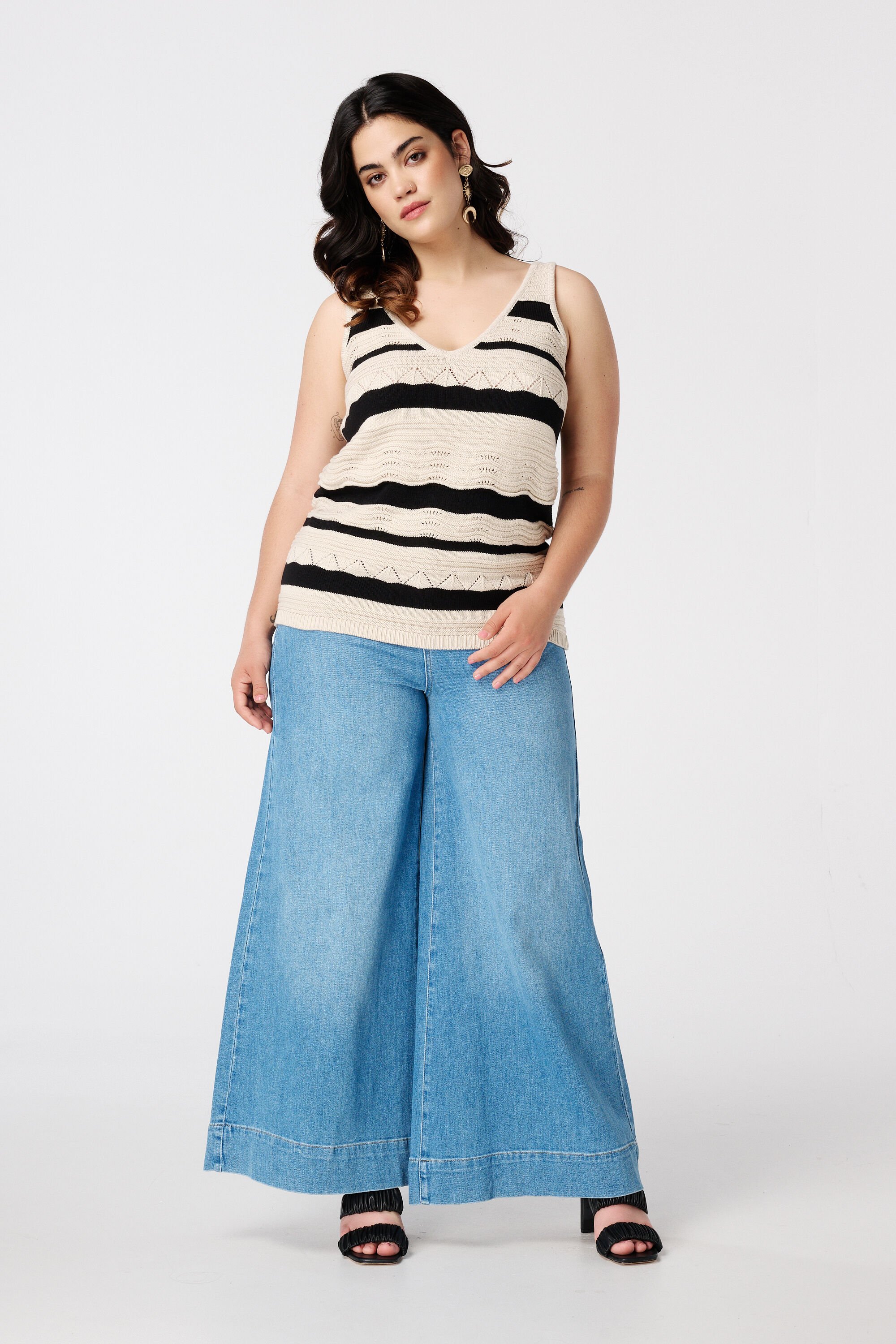 Top mit V-Ausschnitt image number 5