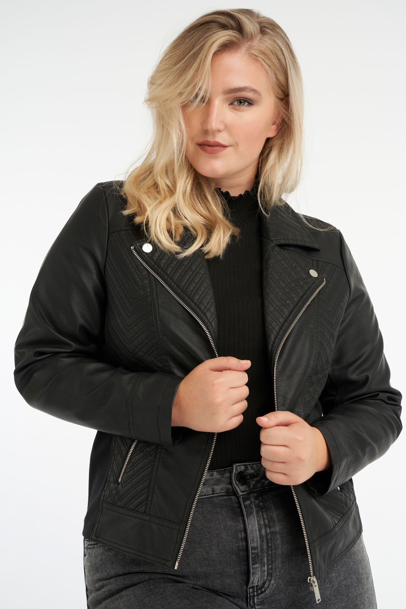 Biker-Jacke aus Kunstleder image number 4