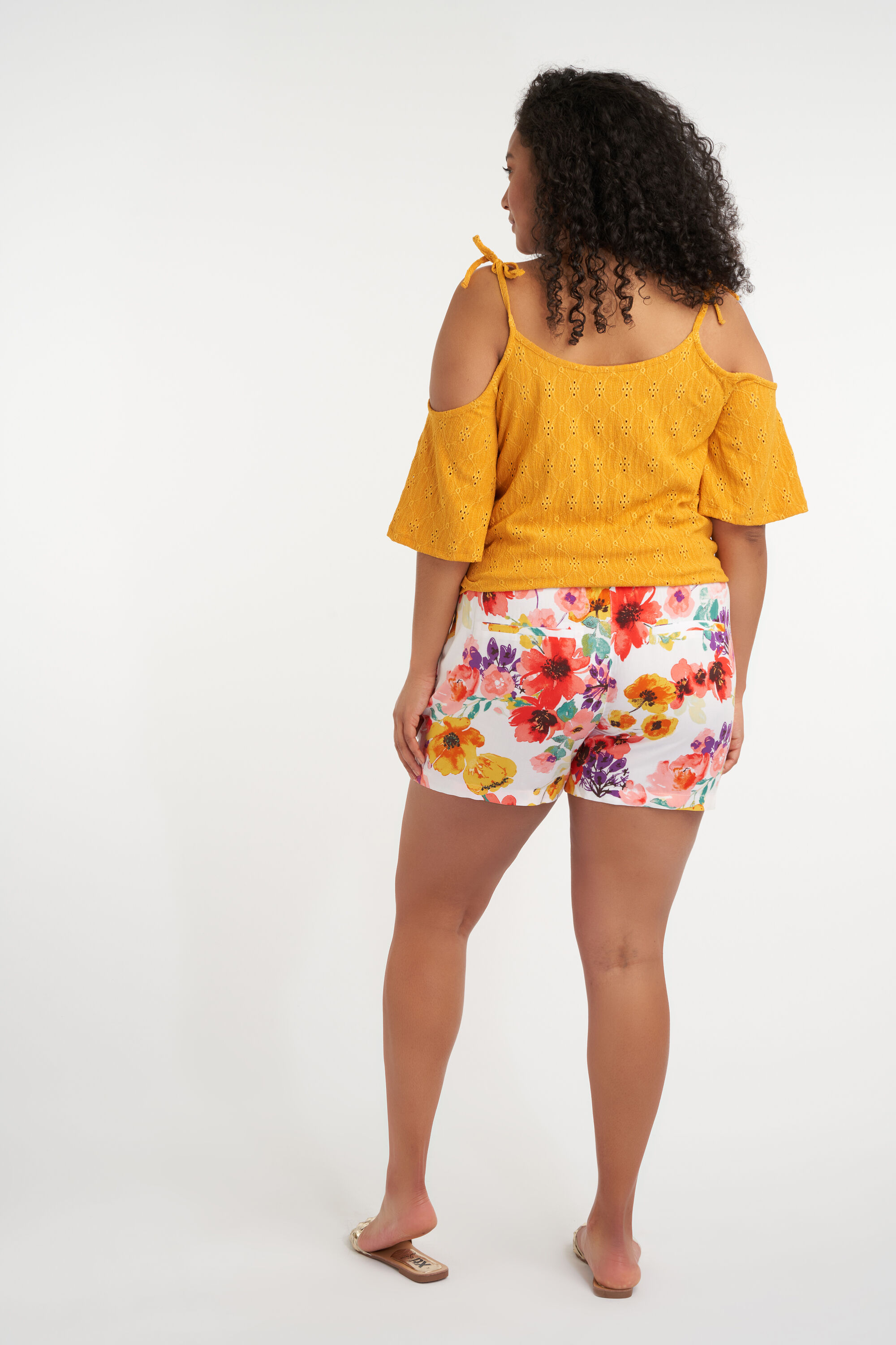 Shorts mit Blumen-Print  image number 3