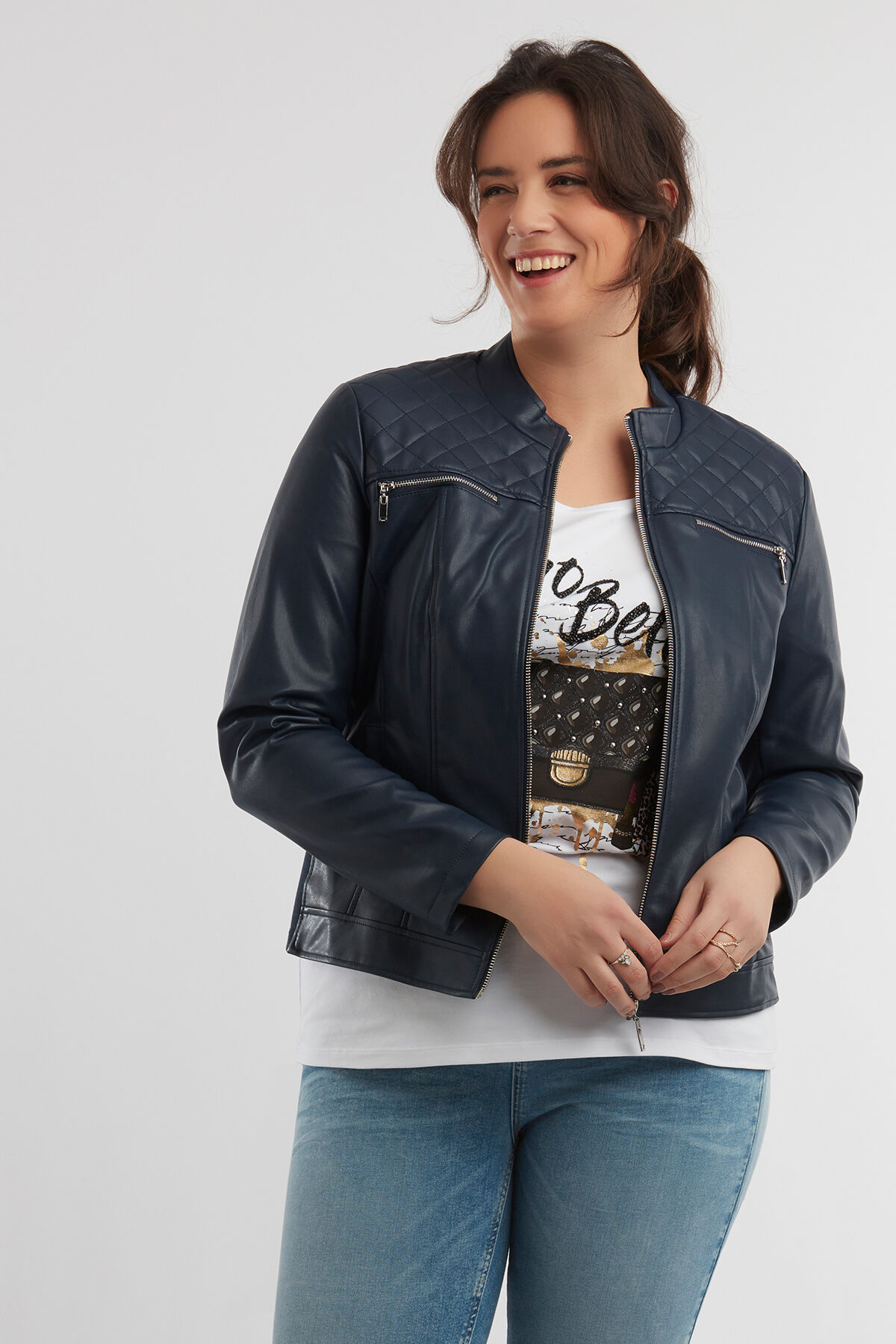 Kunstlederjacke mit Rundhalsausschnitt image number 3