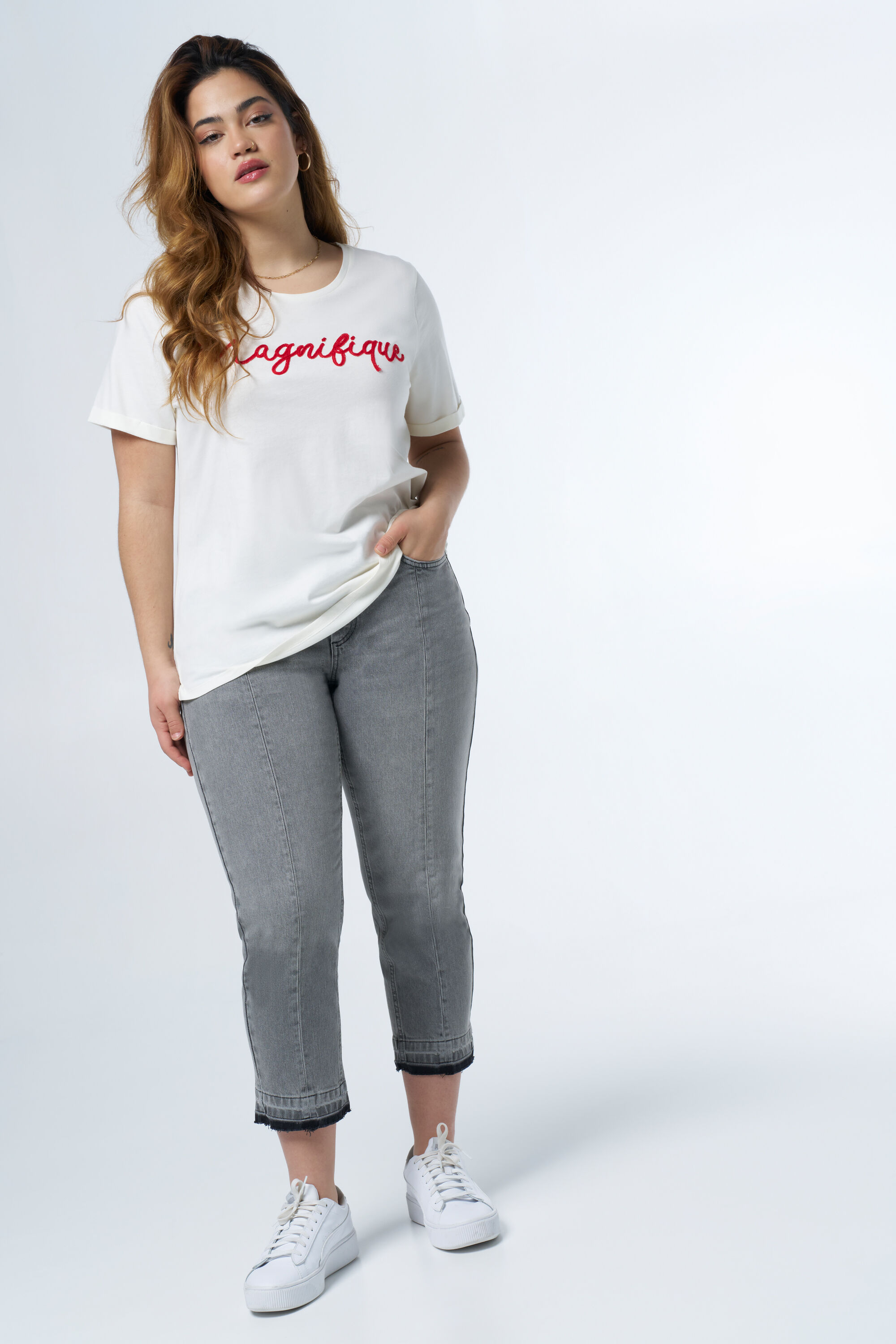 T-Shirt mit Text-Print  image number 4