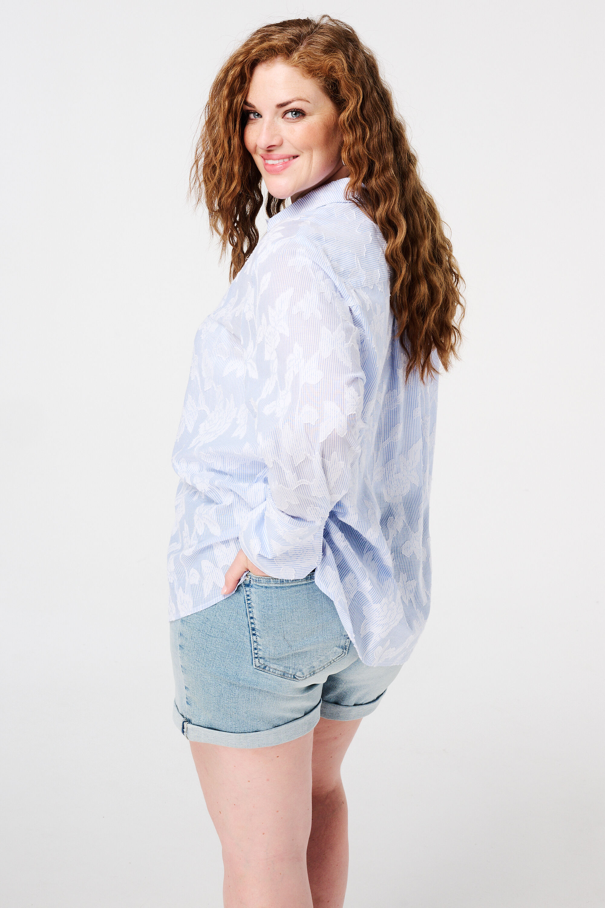 Bluse mit Blumenmuster  image number 3