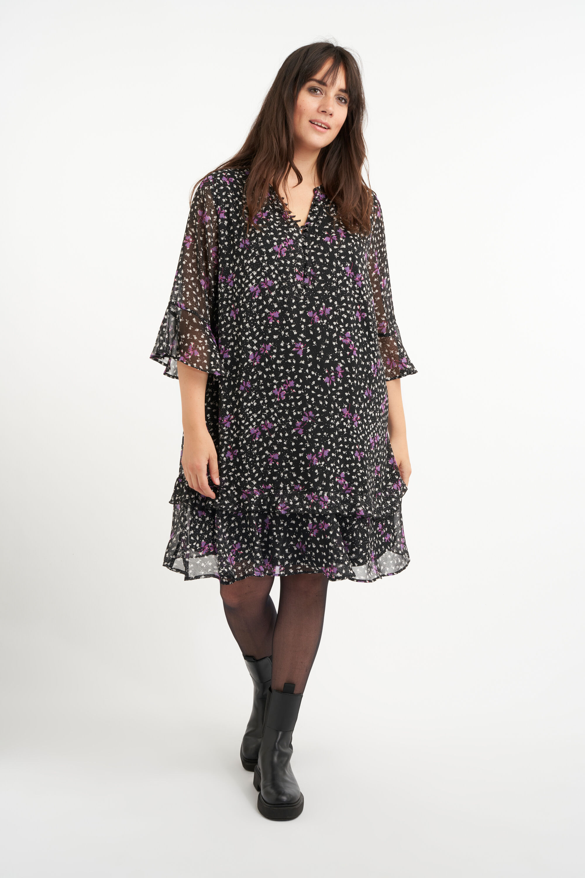 Kleid mit R&uuml;schen und Print  image number 5