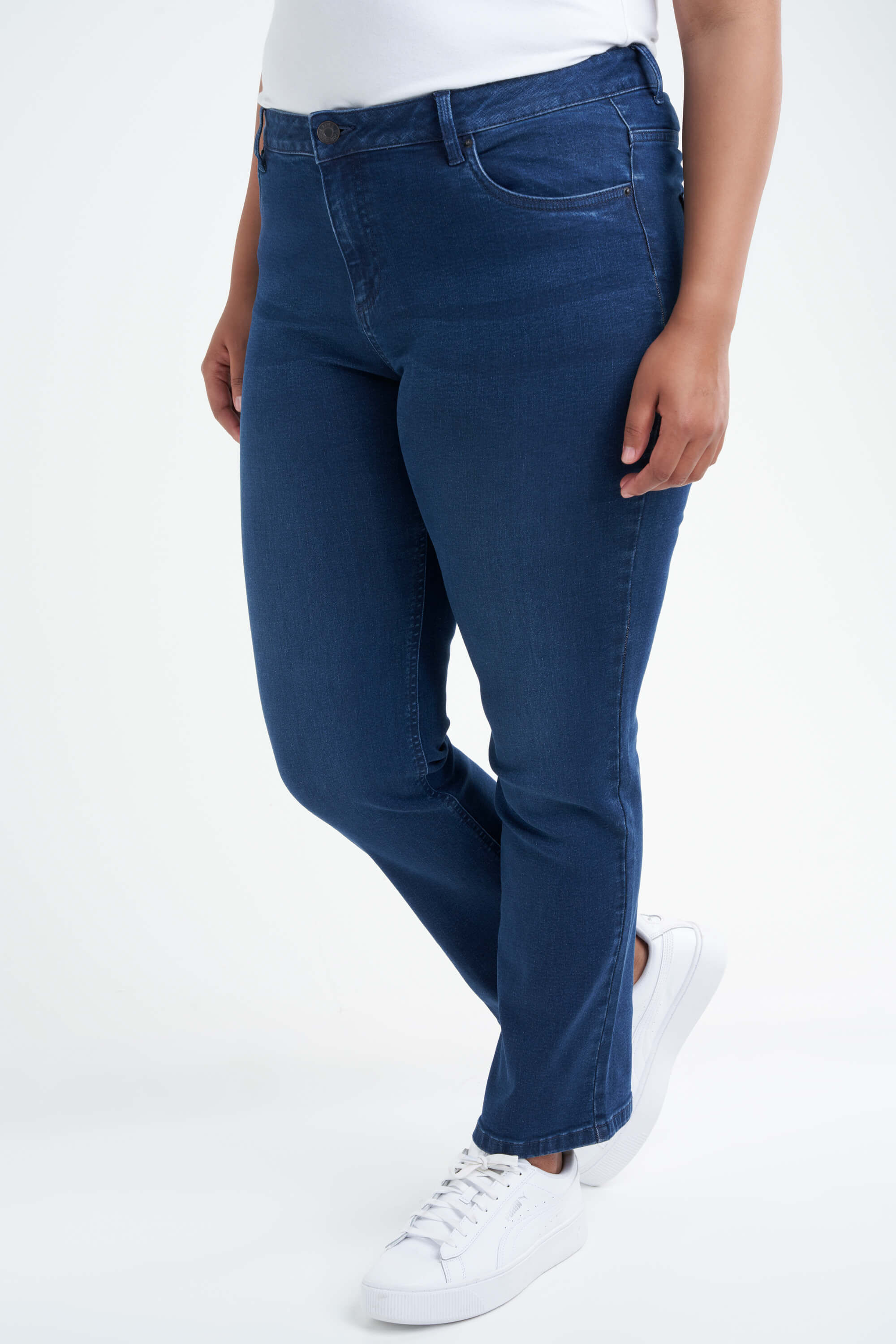 Straight-Leg Jeans LILY 30 inch image number 6