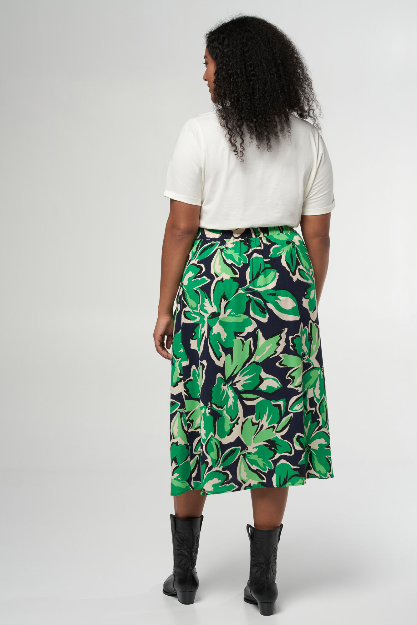 Rock mit Aufdruck und goldenen Kn&ouml;pfen image number 3