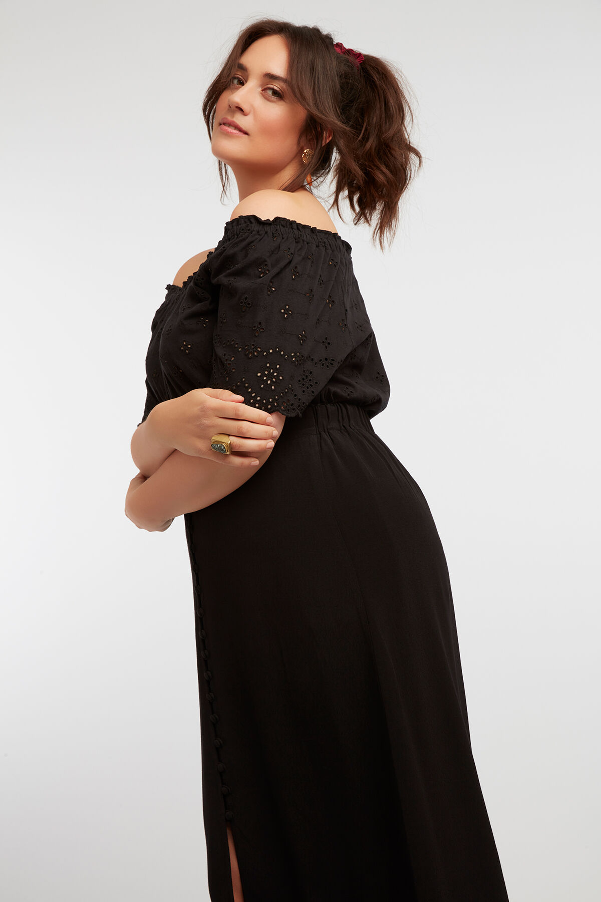 Schulterfreies Top mit Lochstickerei image number 4