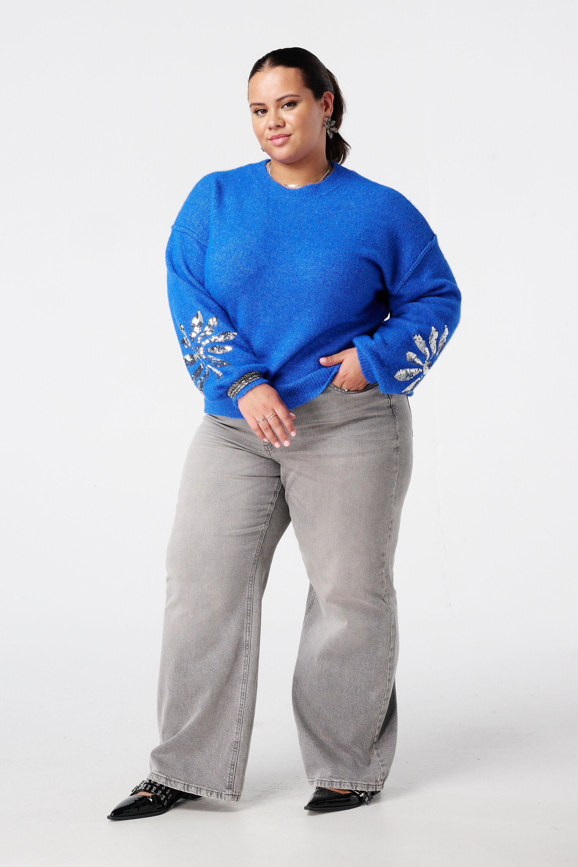 Strickpullover mit Pailletten an den &Auml;rmeln image number 5