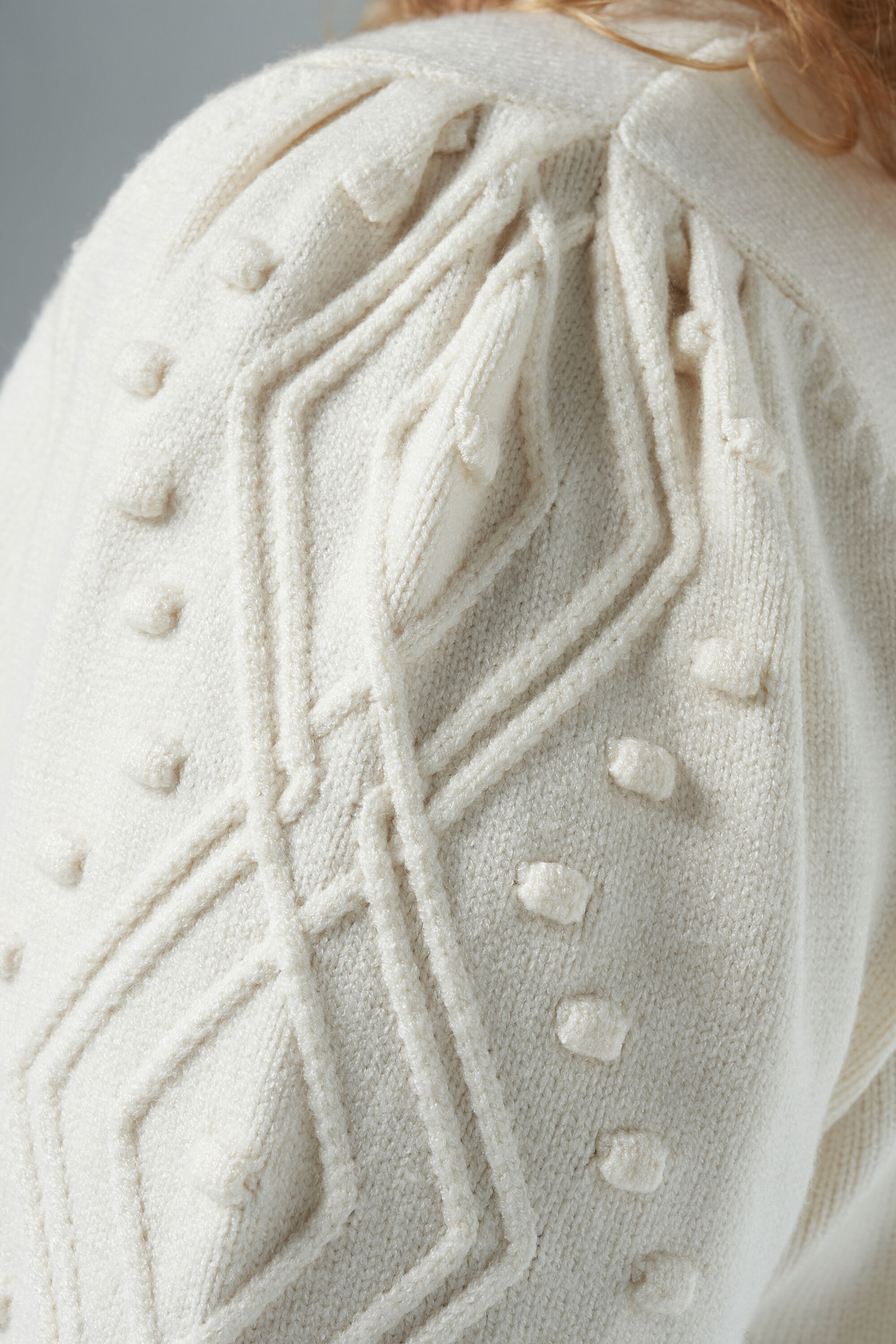 Pullover mit V-Ausschnitt image number 4