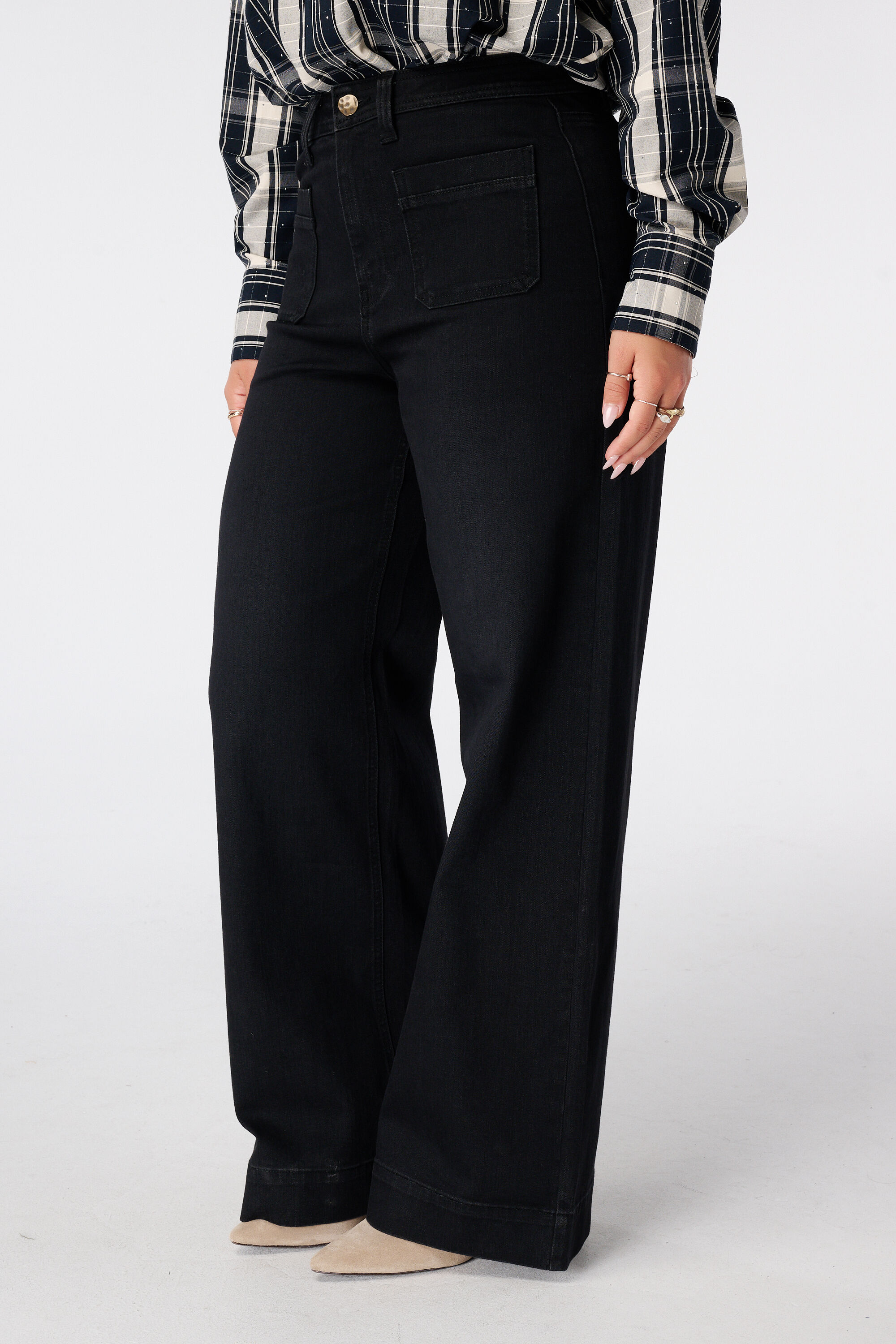 Wide Leg Jeans mit Vordertaschen image number 5