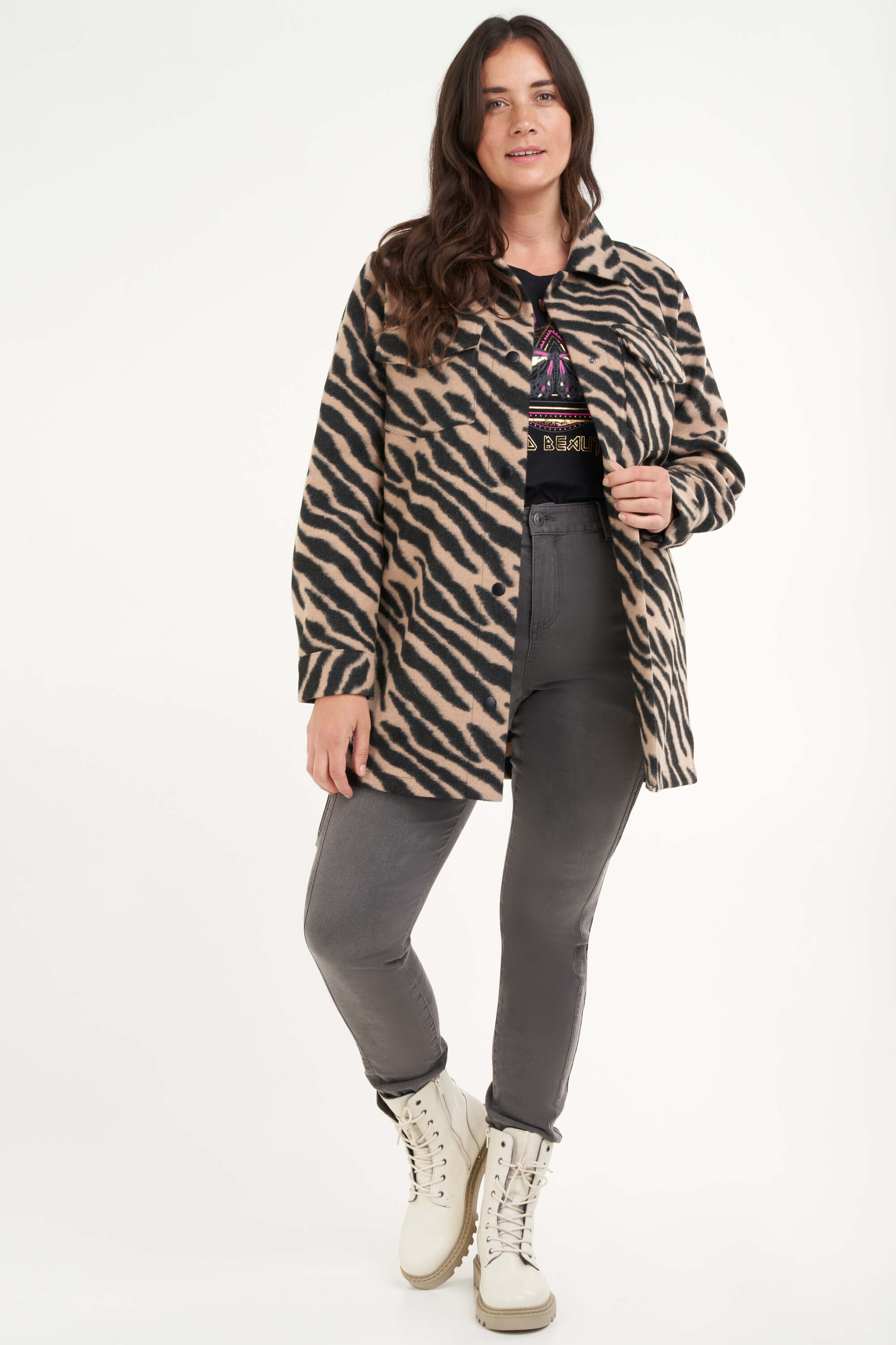 Shaket mit Zebra-Print.  image number 7