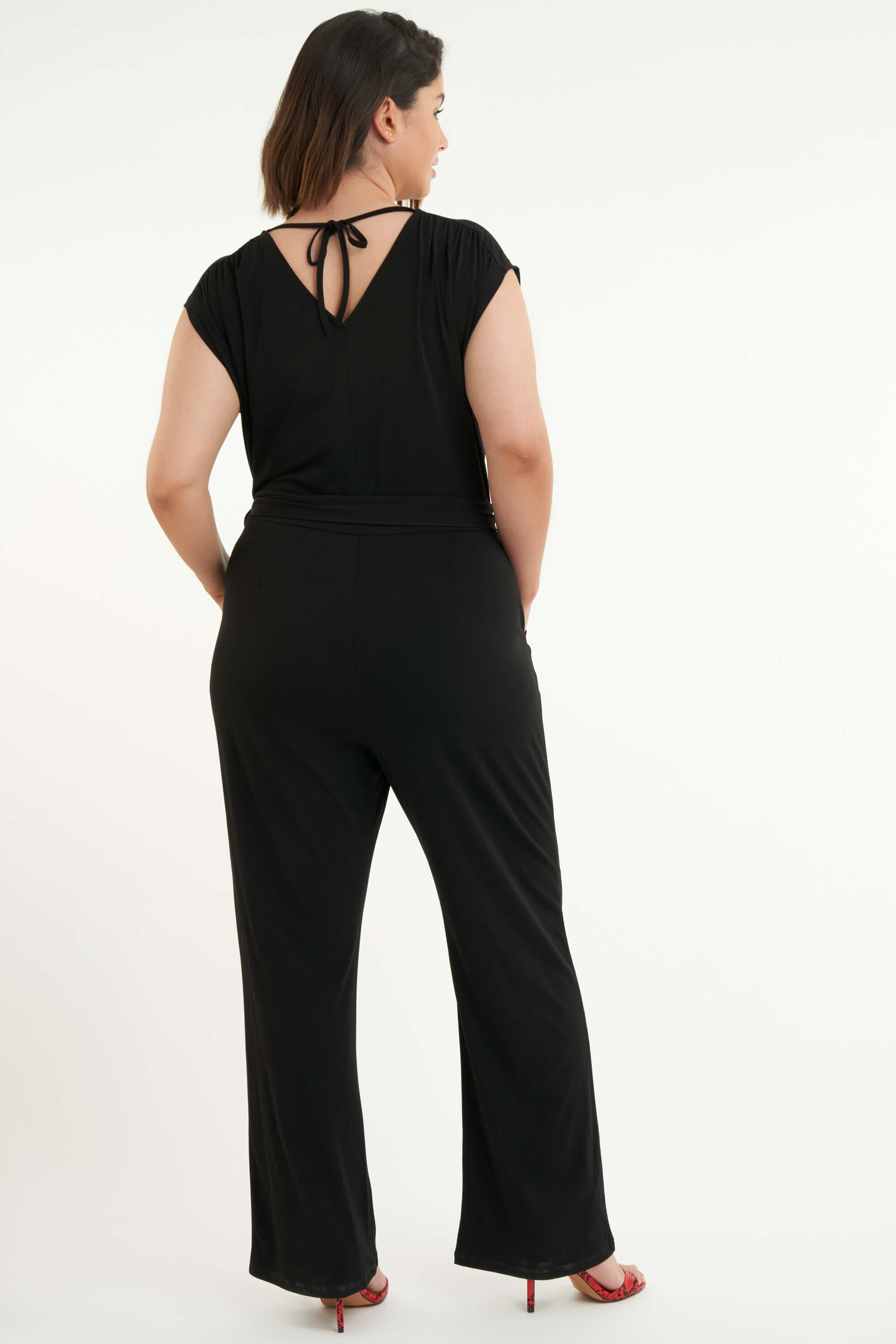 Jumpsuit mit G&uuml;rtel image number 4