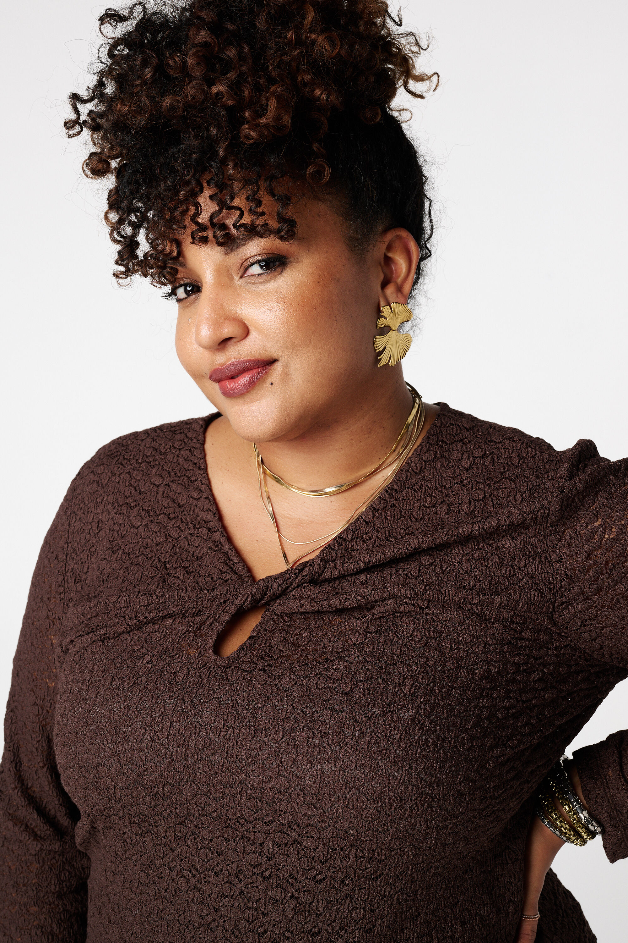 Spitzentop mit durchbrochenem Detail image number 4