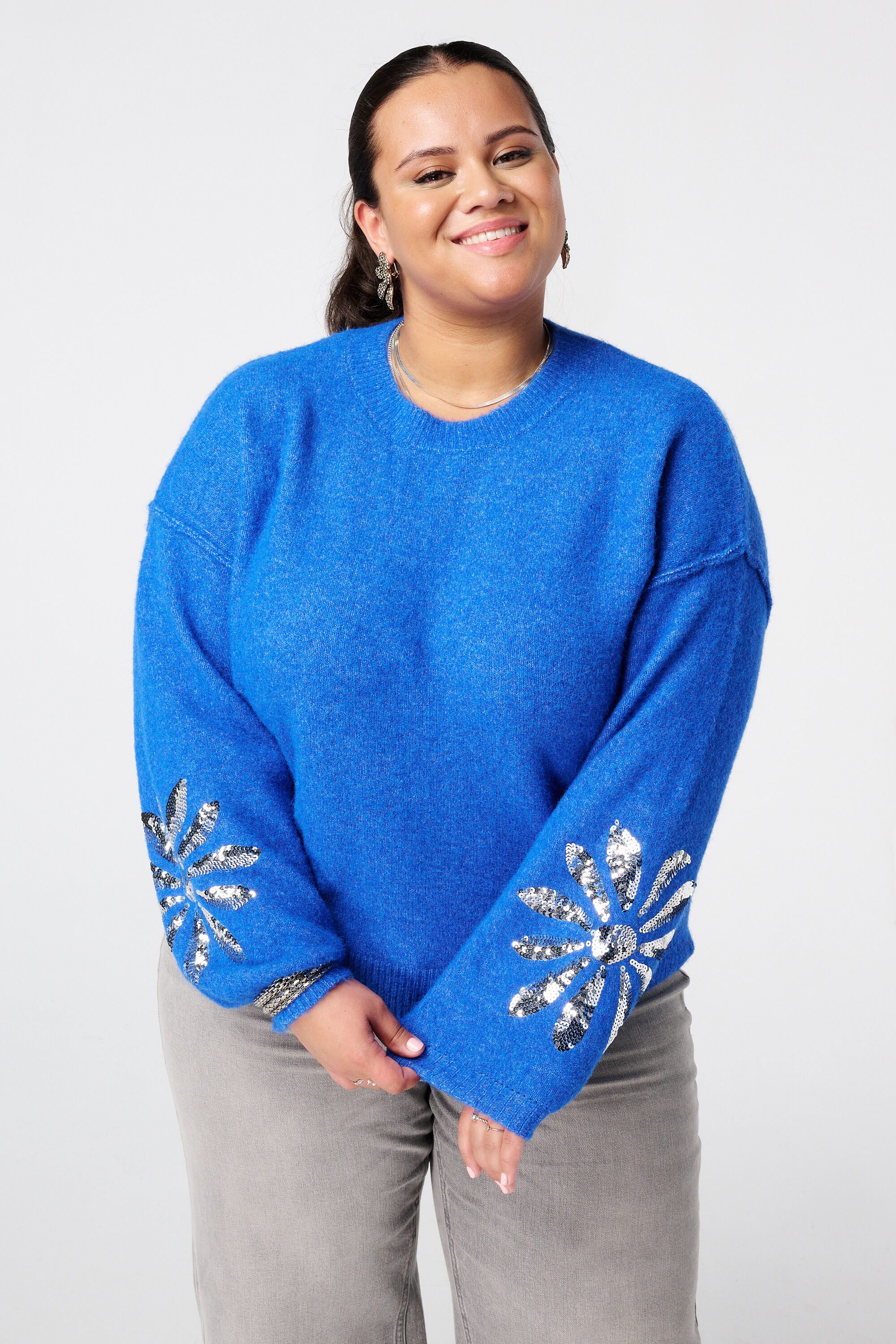 Strickpullover mit Pailletten an den &Auml;rmeln