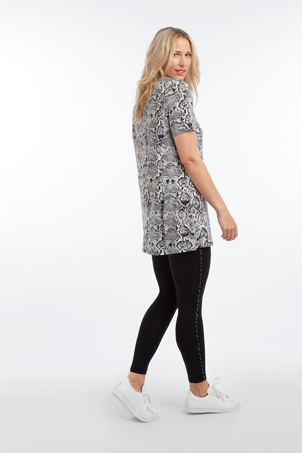 Tunika mit &uuml;berkreuzten Tr&auml;gern image number 5