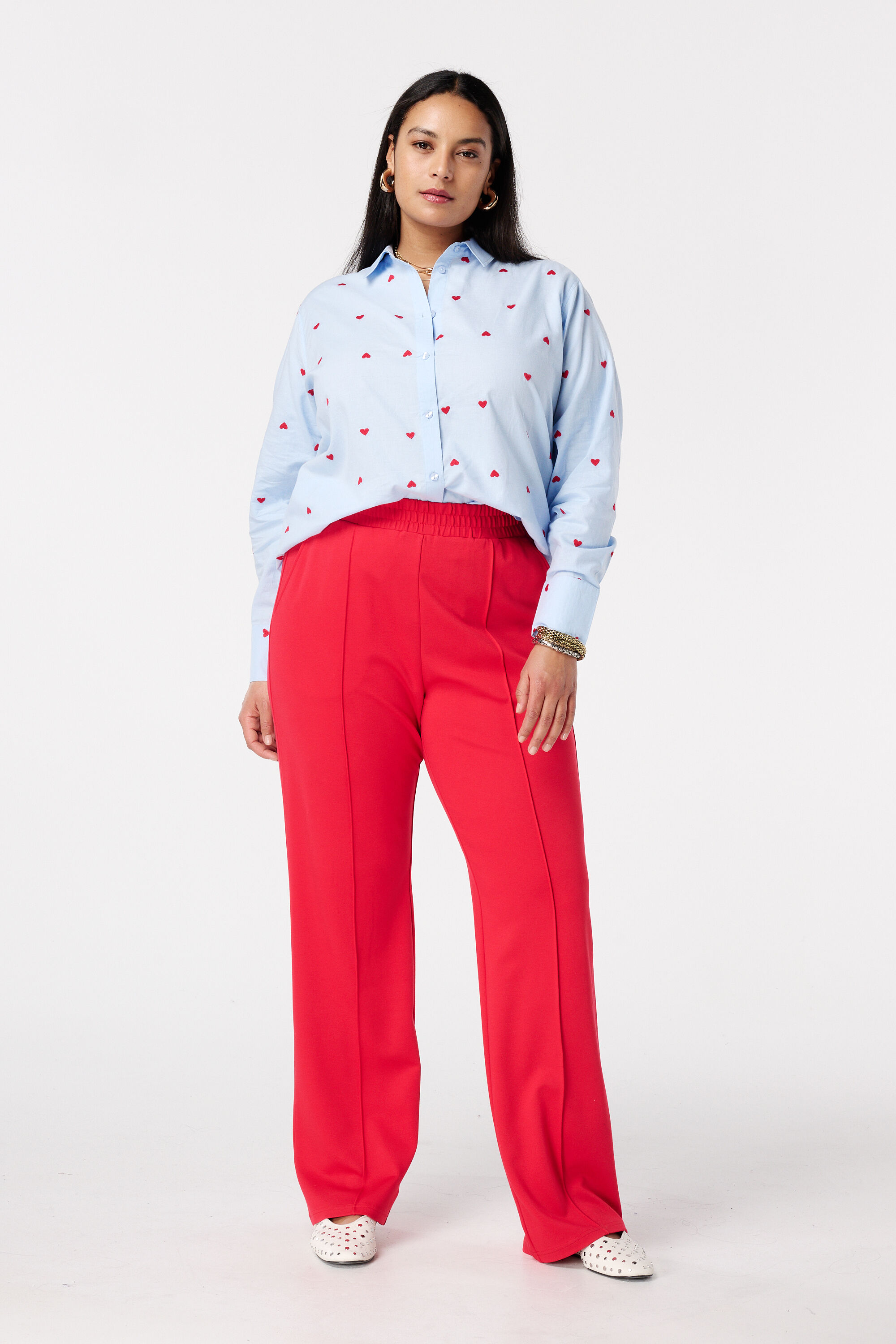 Weit geschnittene Hose mit Ziern&auml;hten