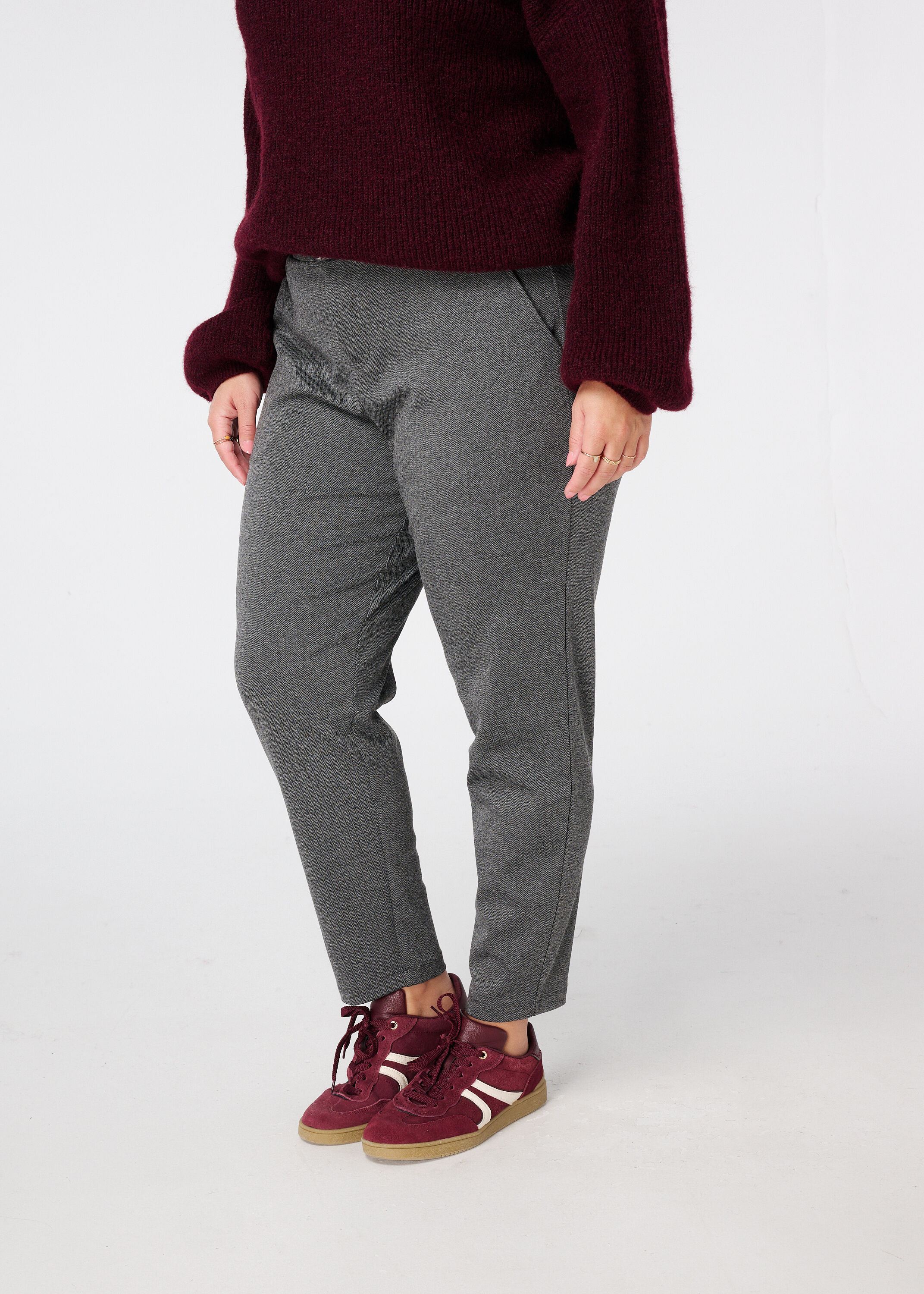 Slim Fit Hose mit G&uuml;rtel image number 5