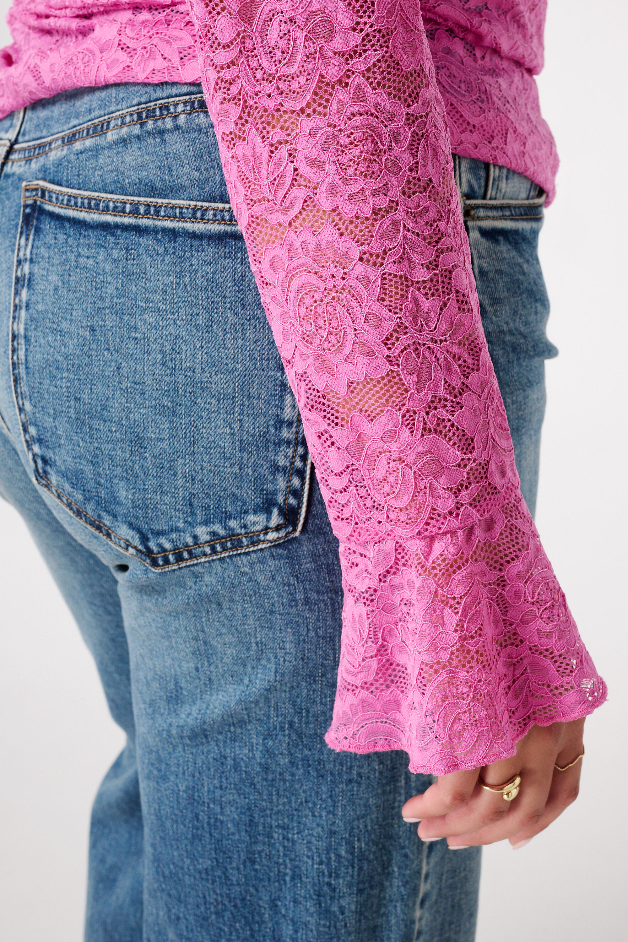 Lace top with long sleeves image number 6