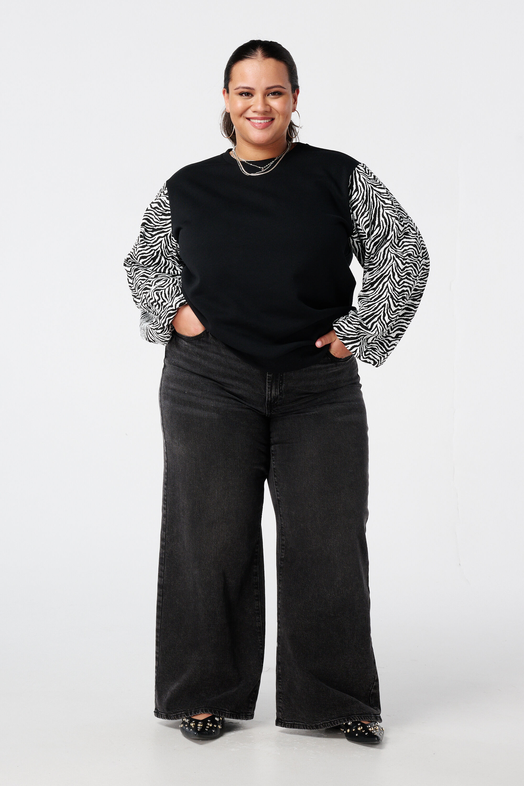 Sweatshirt mit Ballon&auml;rmeln und Aufdruck image number 5