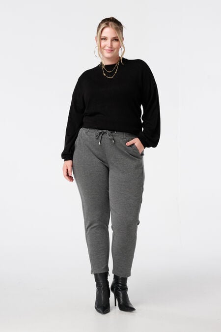 Schlank geschnittene Hose Schlank geschnittene Hose