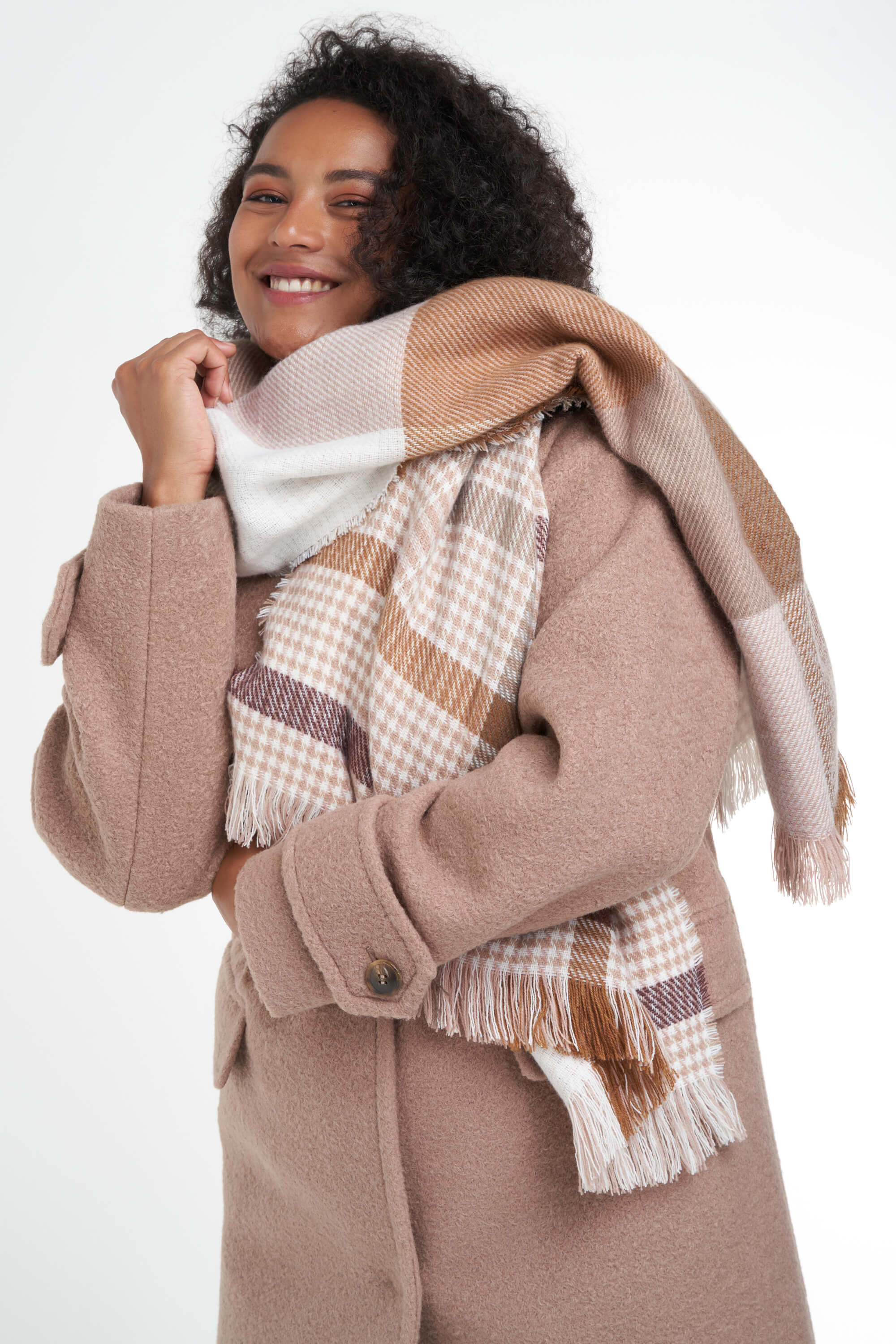 &Uuml;bergro&szlig;er Mantel image number 7