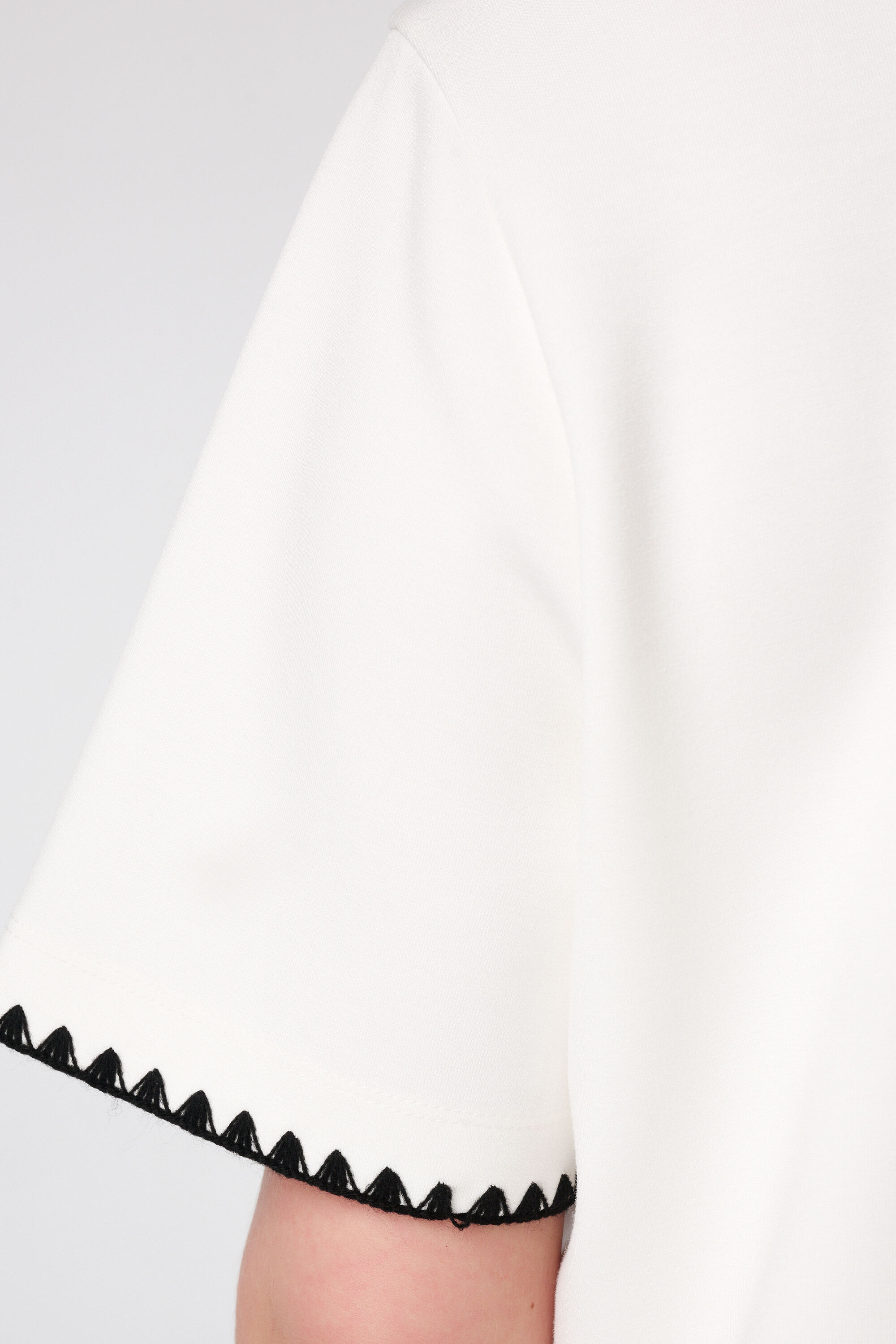T-Shirt mit Ziern&auml;hten image number 6