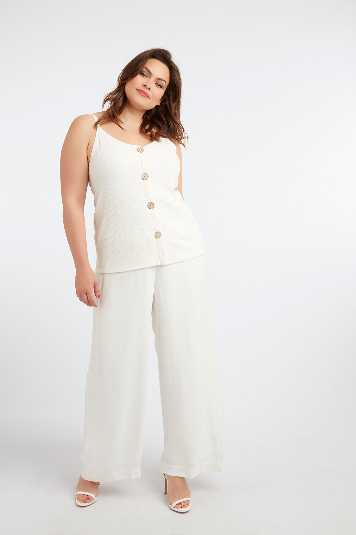 &Auml;rmelloses Top mit Deko-Kn&ouml;pfen image number 5