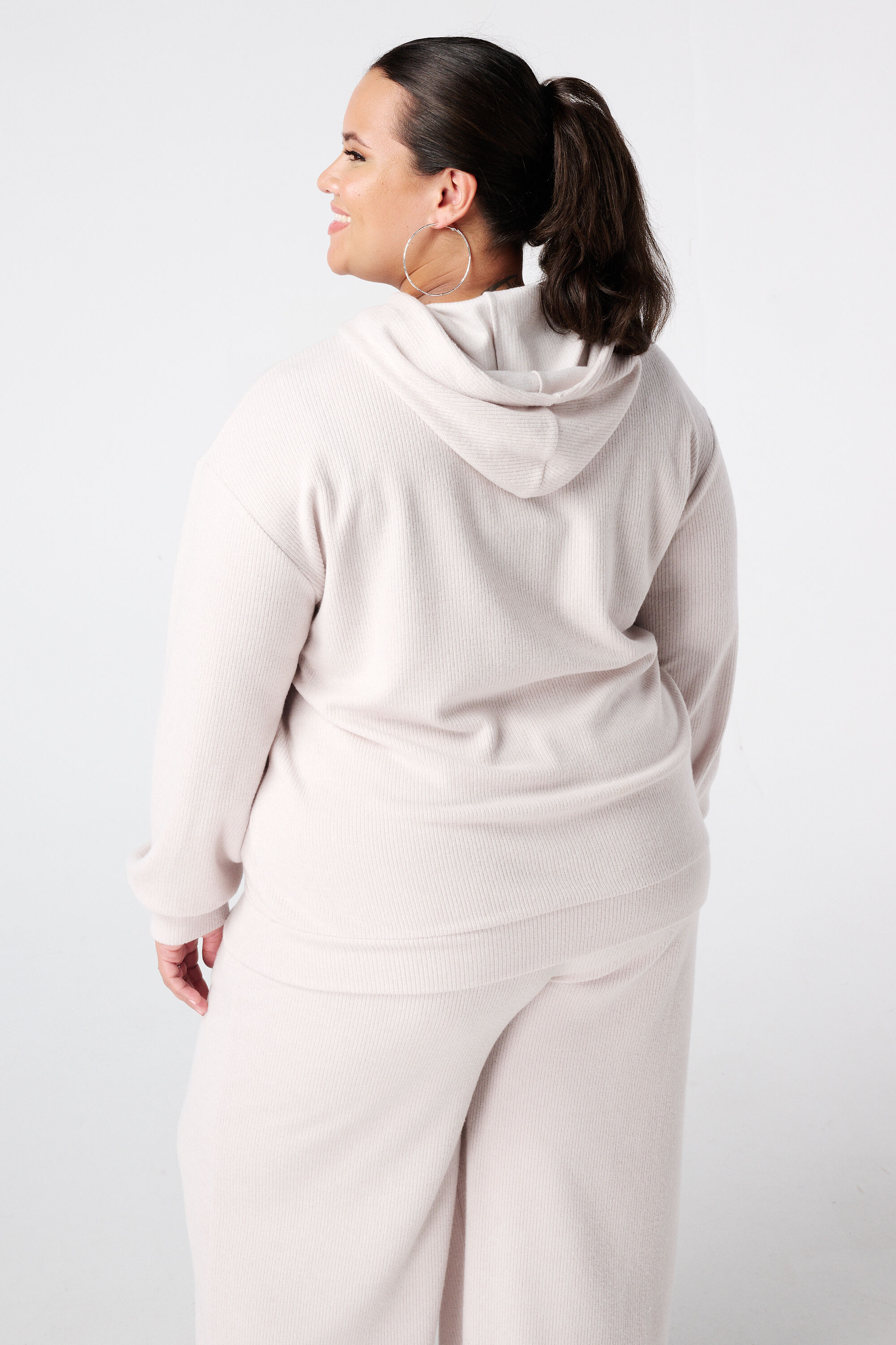 Kapuzenpullover mit Kordelzug image number 3