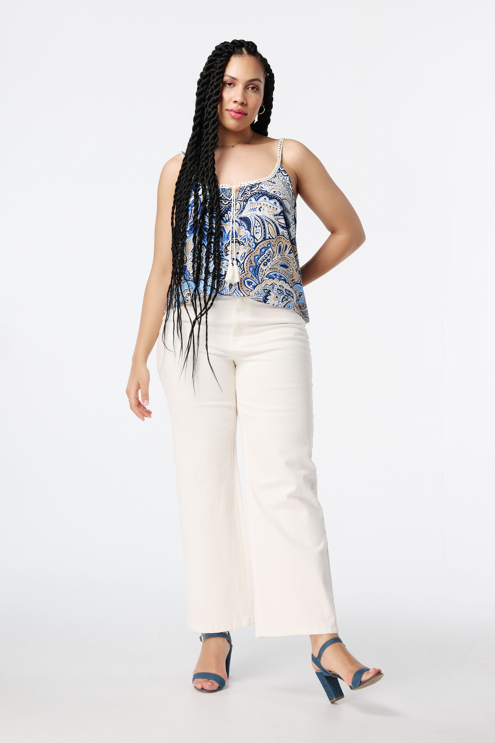 Top mit H&auml;keldetails image number 5