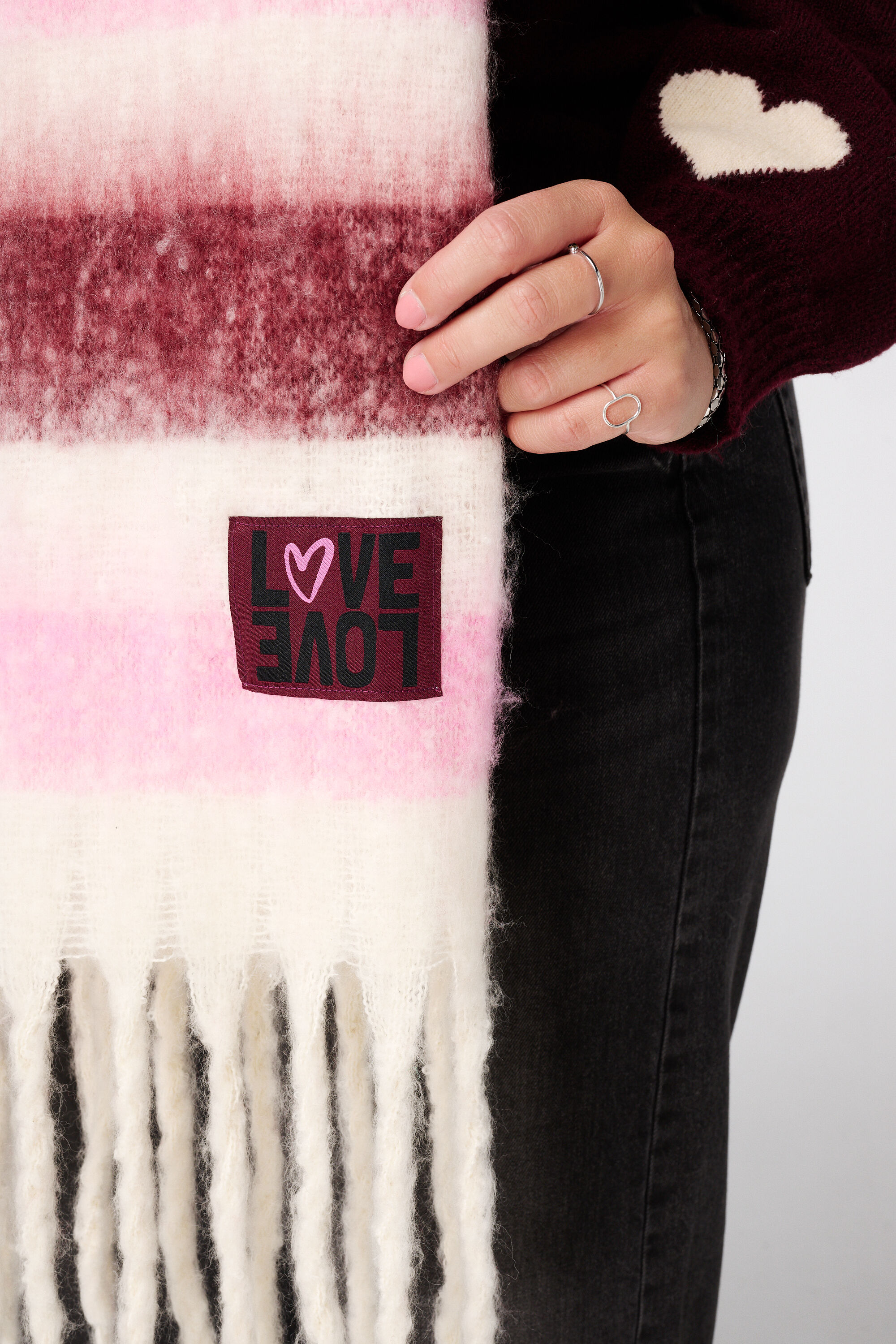 Weicher Winterschal mit Print image number 3