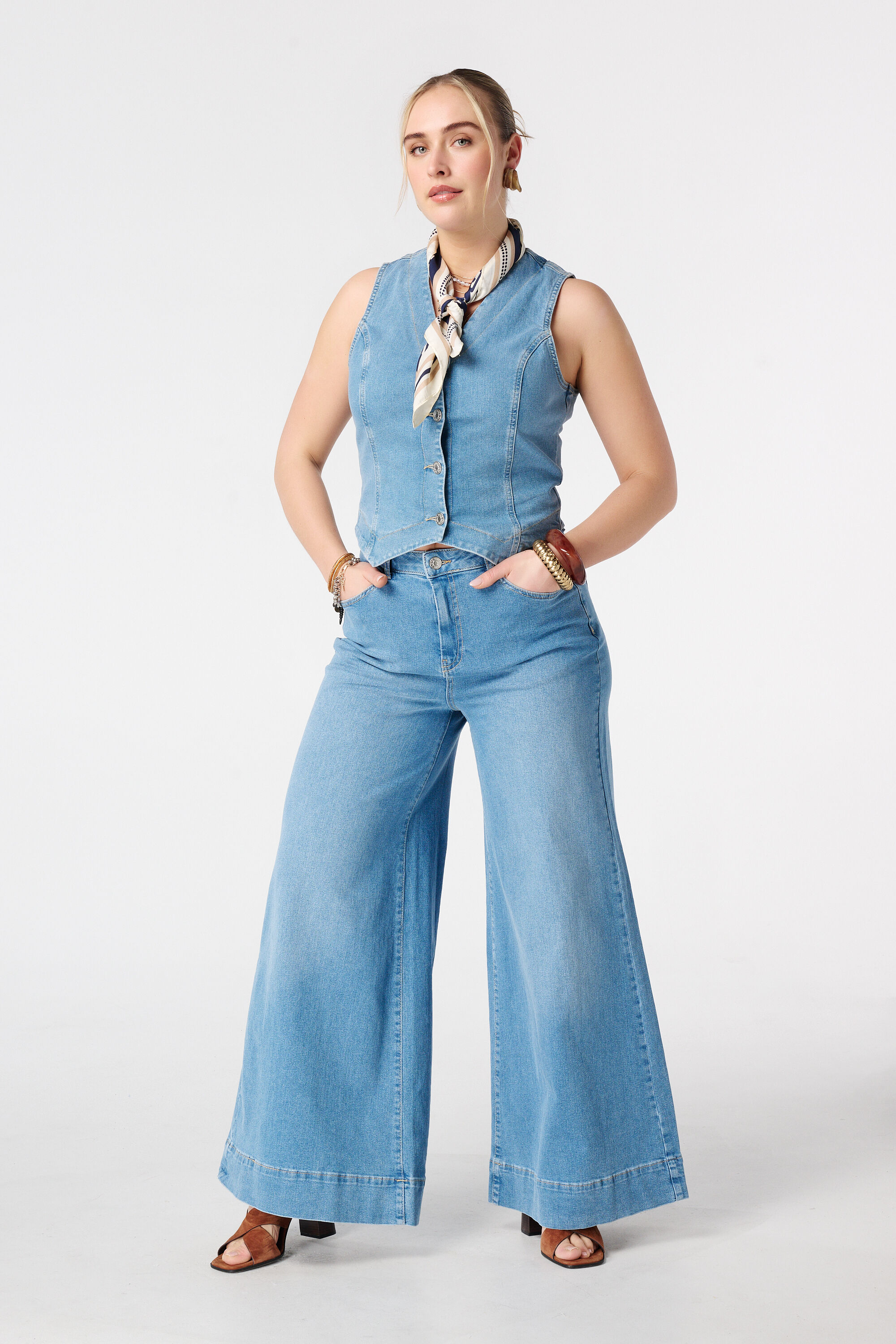 Jeansweste image number 5