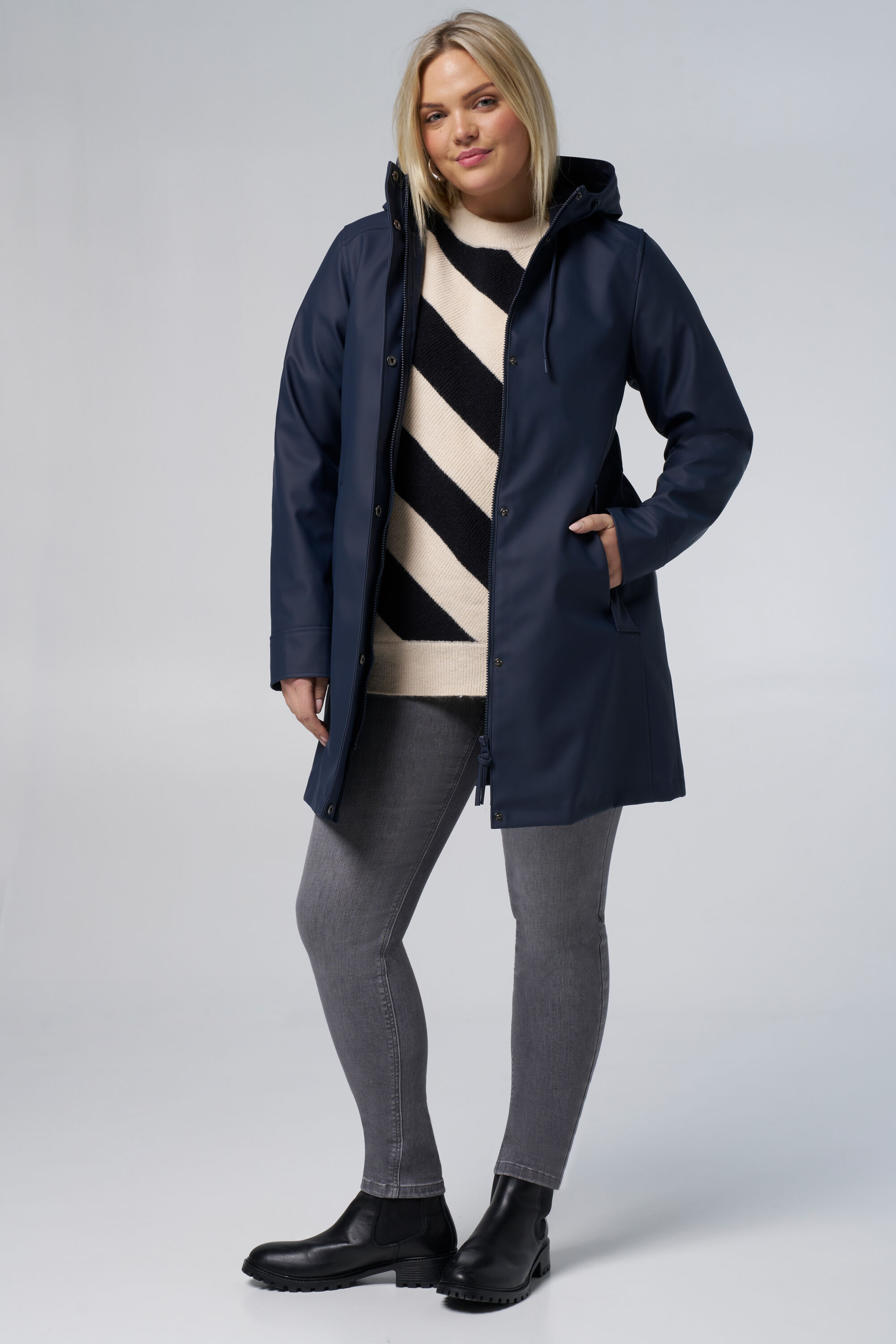 Mackintosh mit Kapuze image number 5