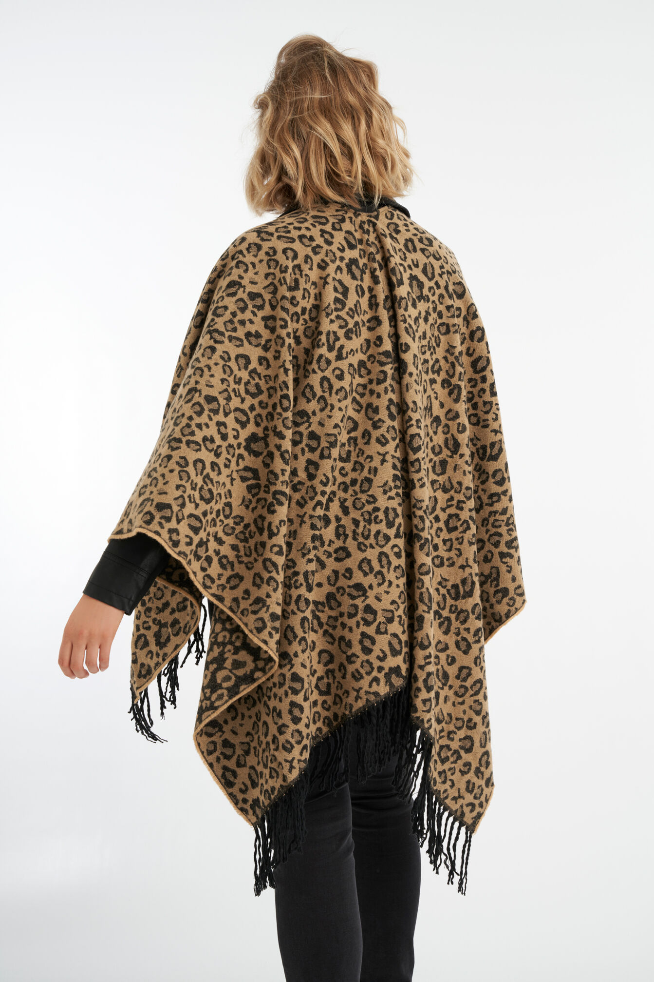 Cape mit Leoparden-Print image number 2