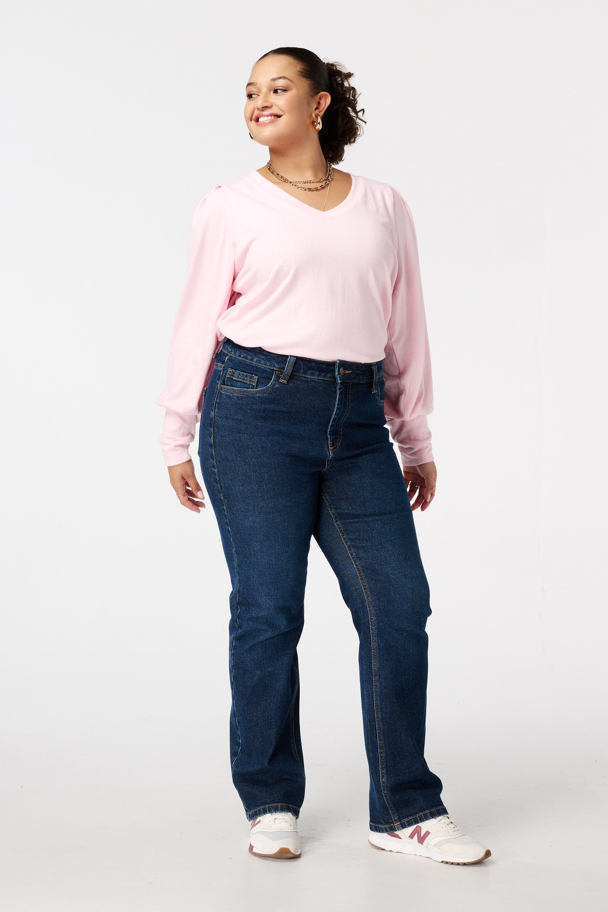 Fein gestrickter Pullover mit Puff&auml;rmeln image number 5