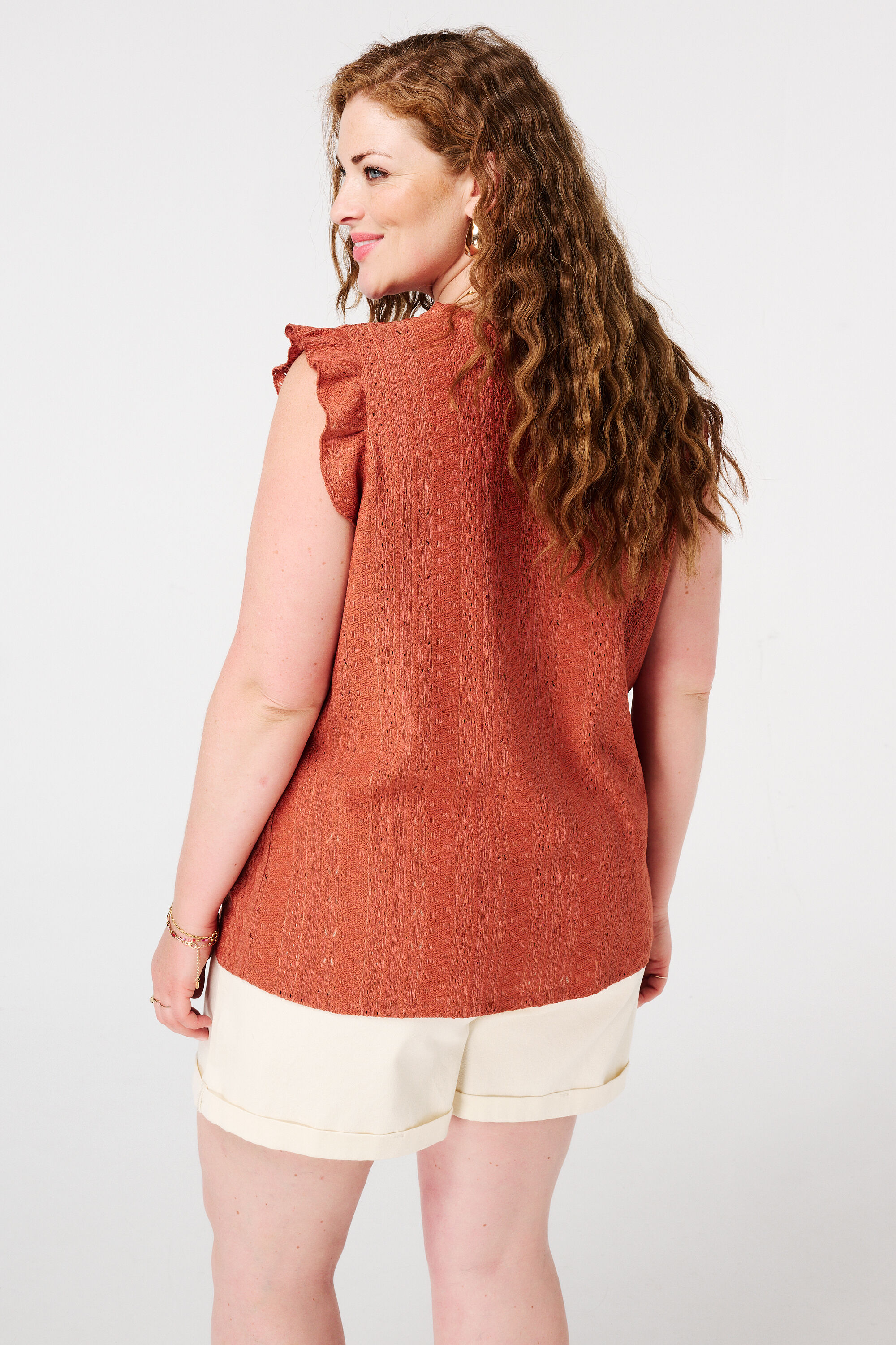 Besticktes Top mit R&uuml;schen image number 3