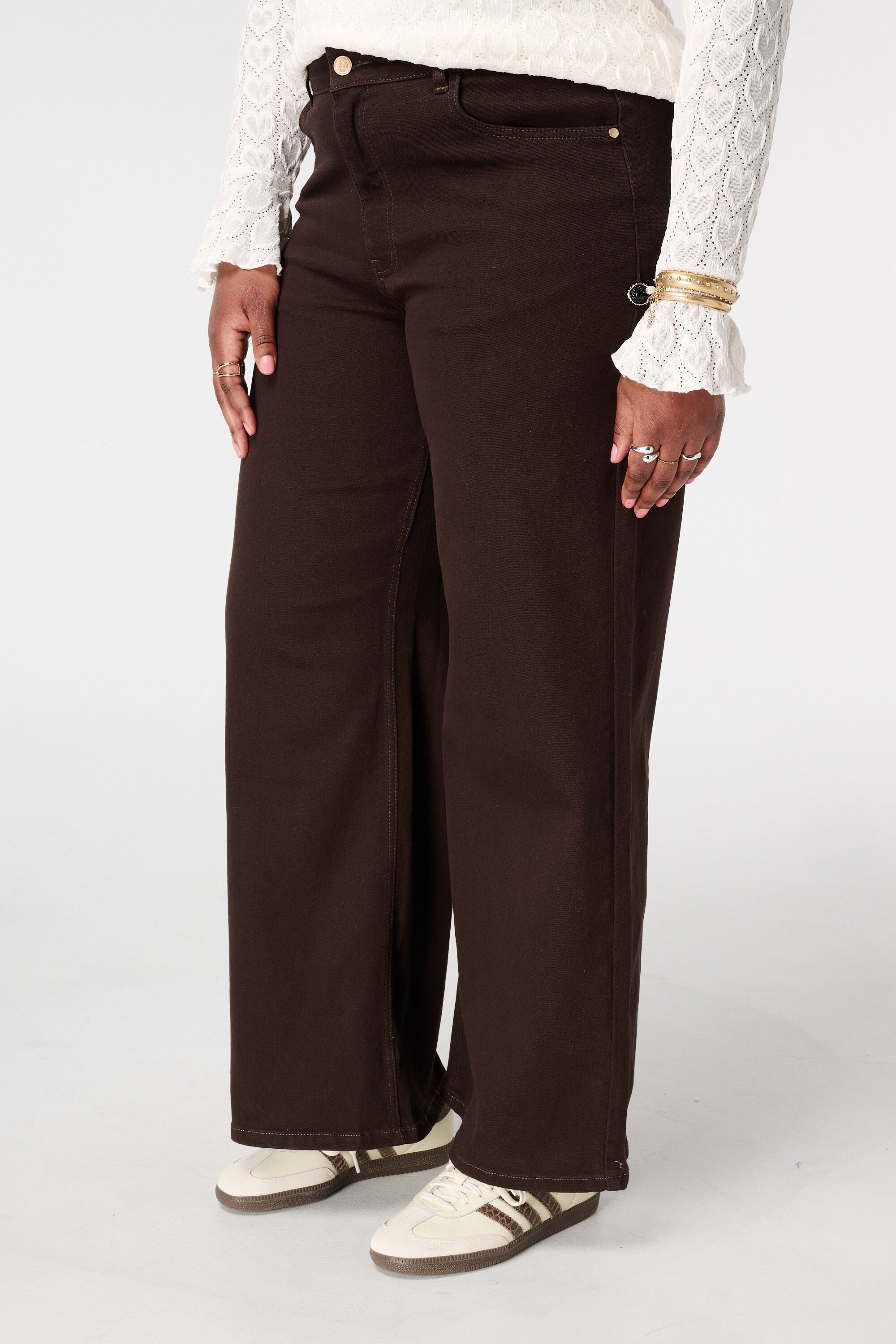 Jeans mit weitem Bein und hoher Taille image number 5