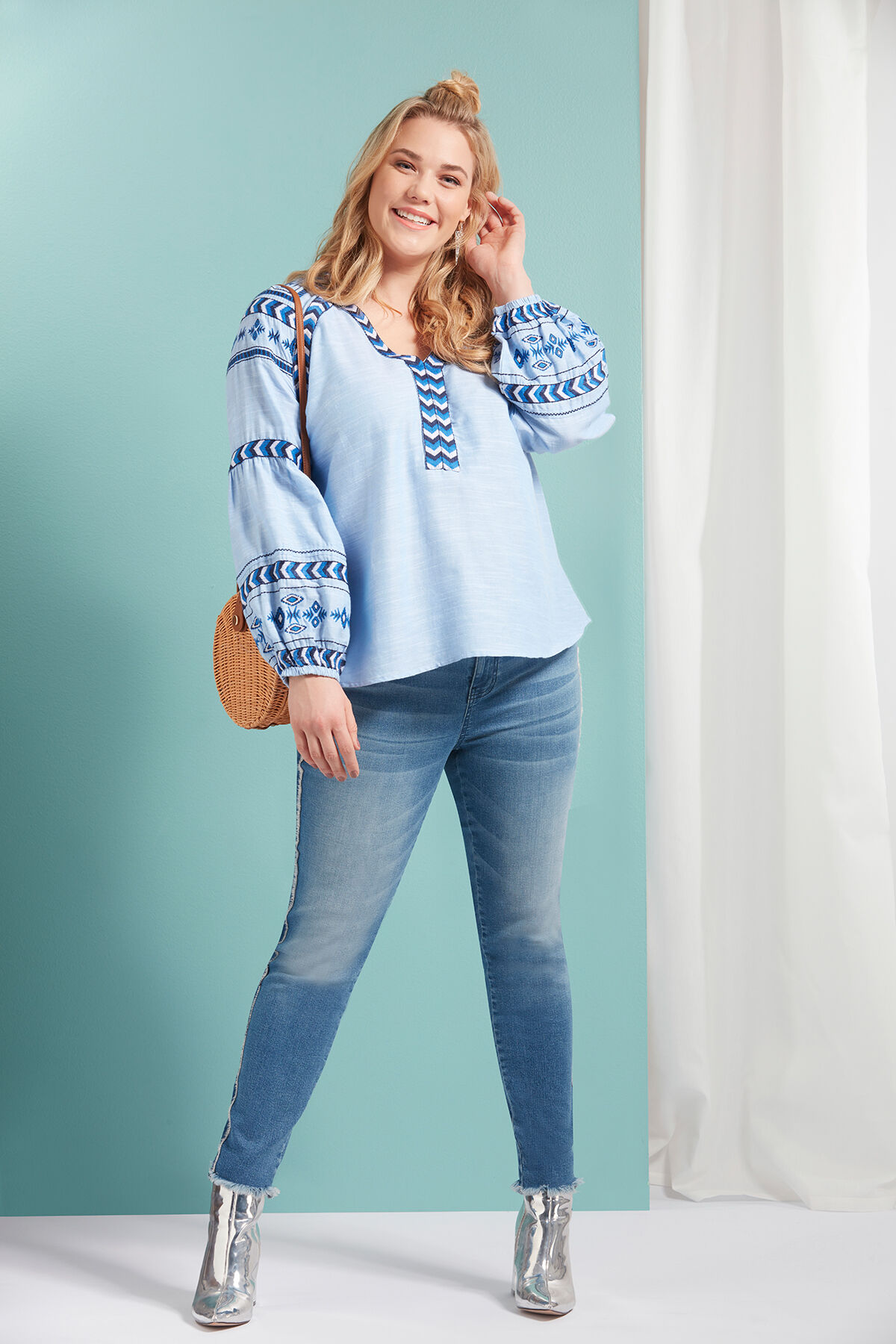 Ausgefranste Jeans image number 5