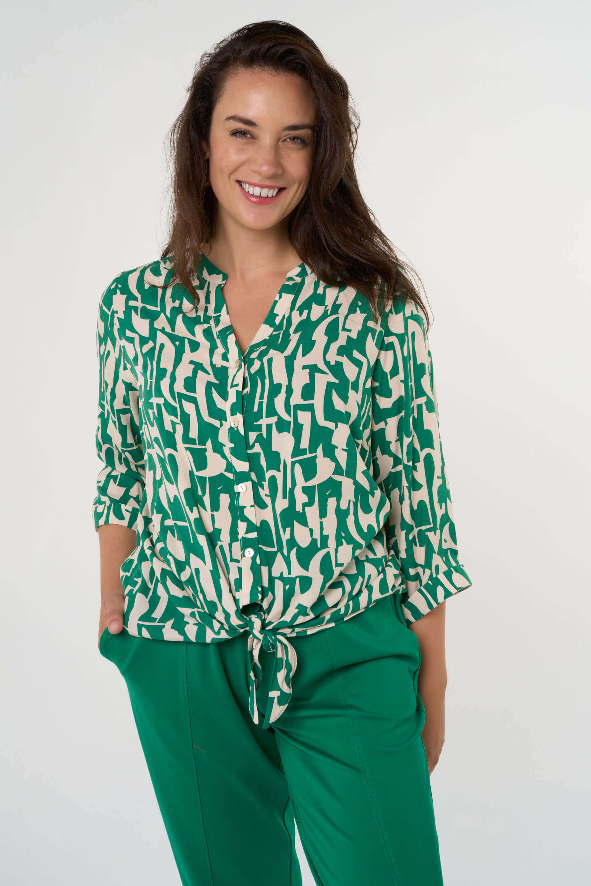 Bluse mit Grafik-Print image number 7