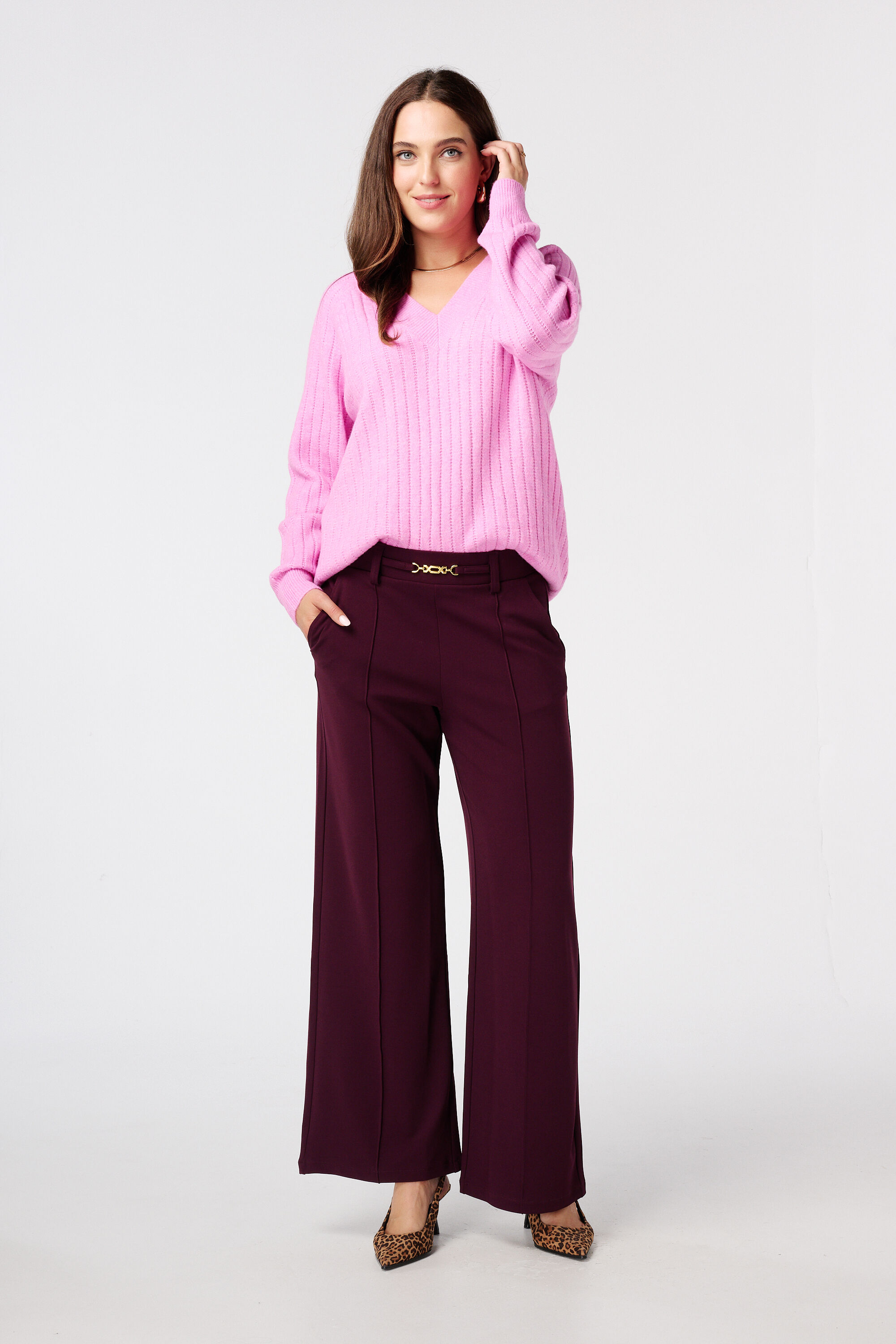 Fein gestrickter Pullover mit Muster image number 5