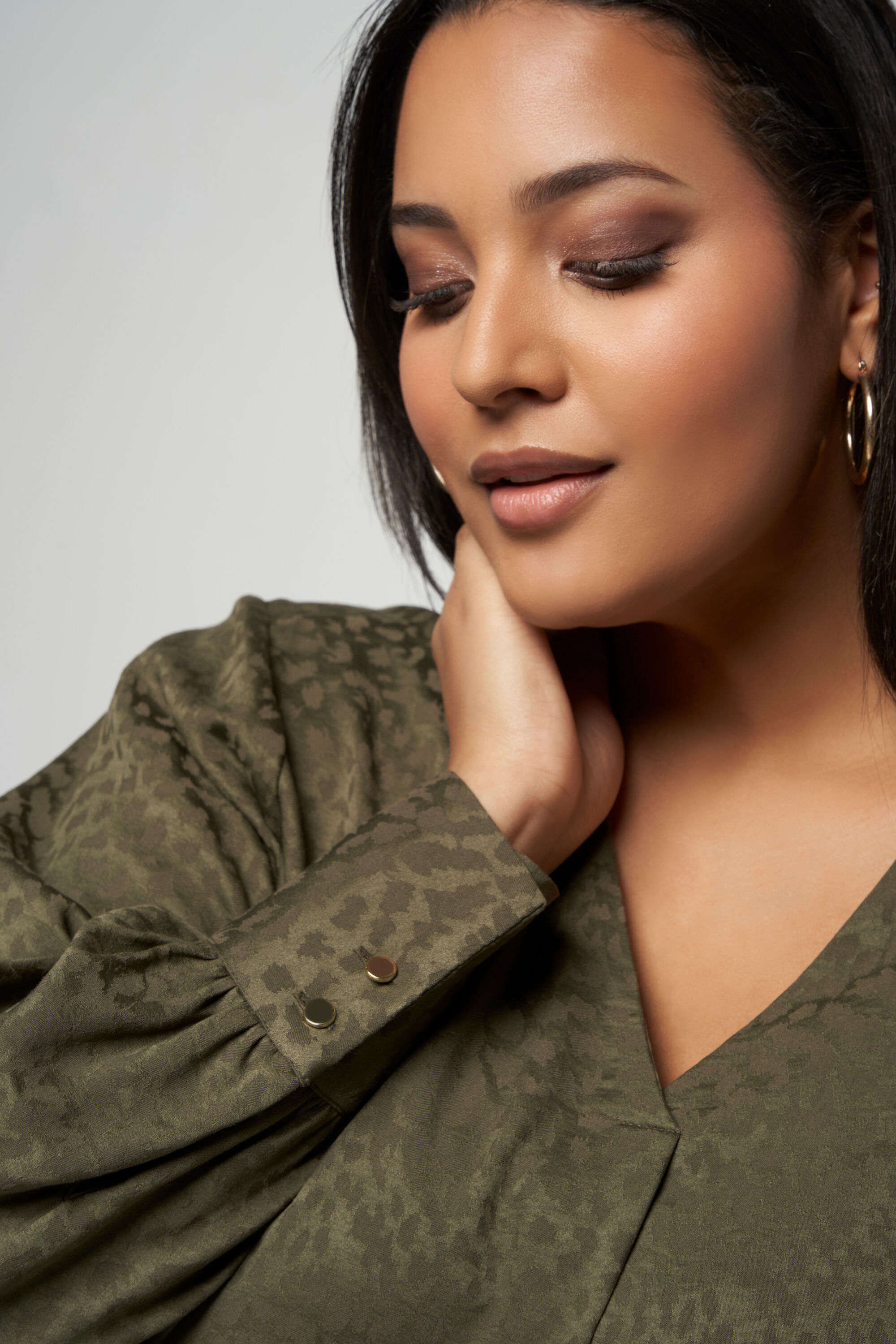 Satinbluse mit Print image number 4