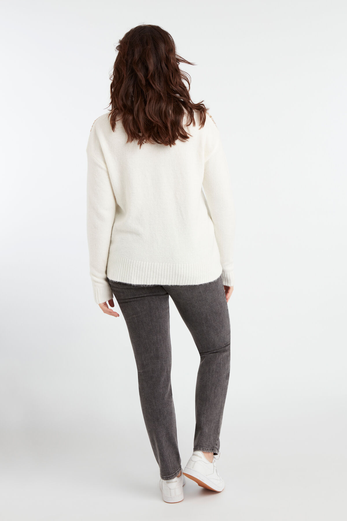 Pullover mit Pailletten image number 6